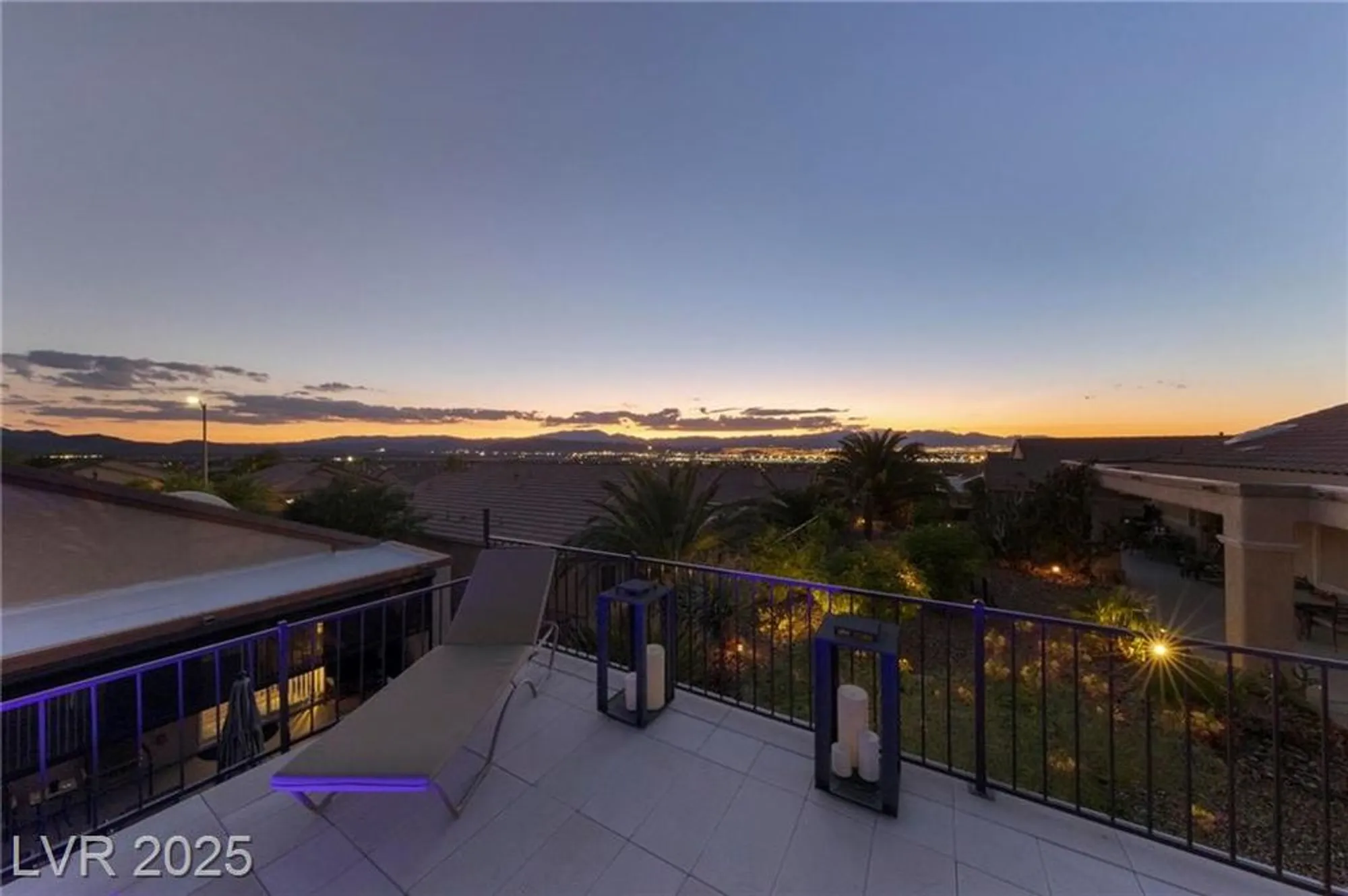 Property Slideshow image 39 of 56 | 1999 oliver springs st, Henderson, NV, 89052