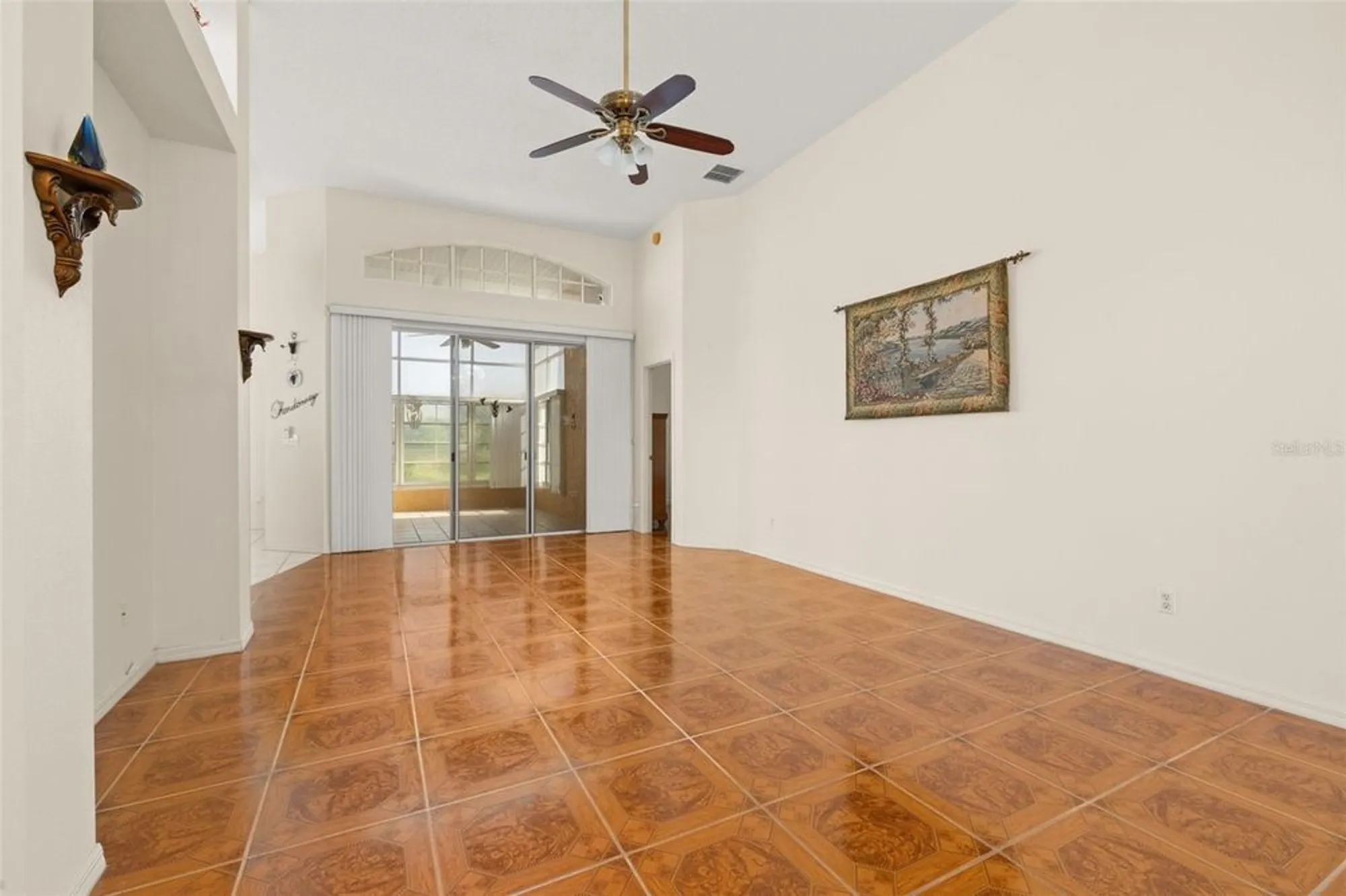 Property Slideshow image 33 of 65 | 322 high vista dr, Davenport, FL, 33837