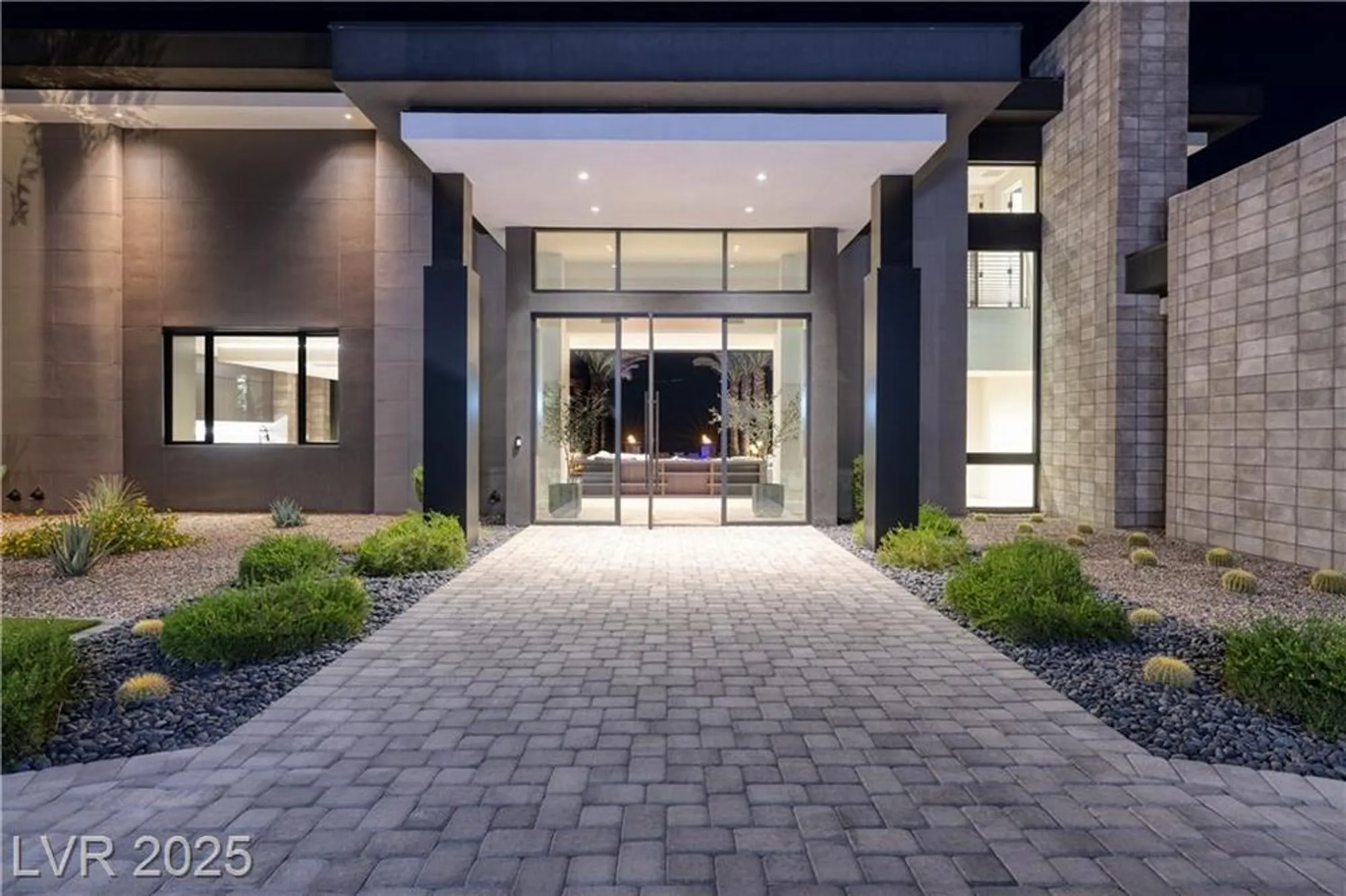 Property Slideshow image 30 of 32 | 10 sunrise beach cir, Henderson, NV, 89011