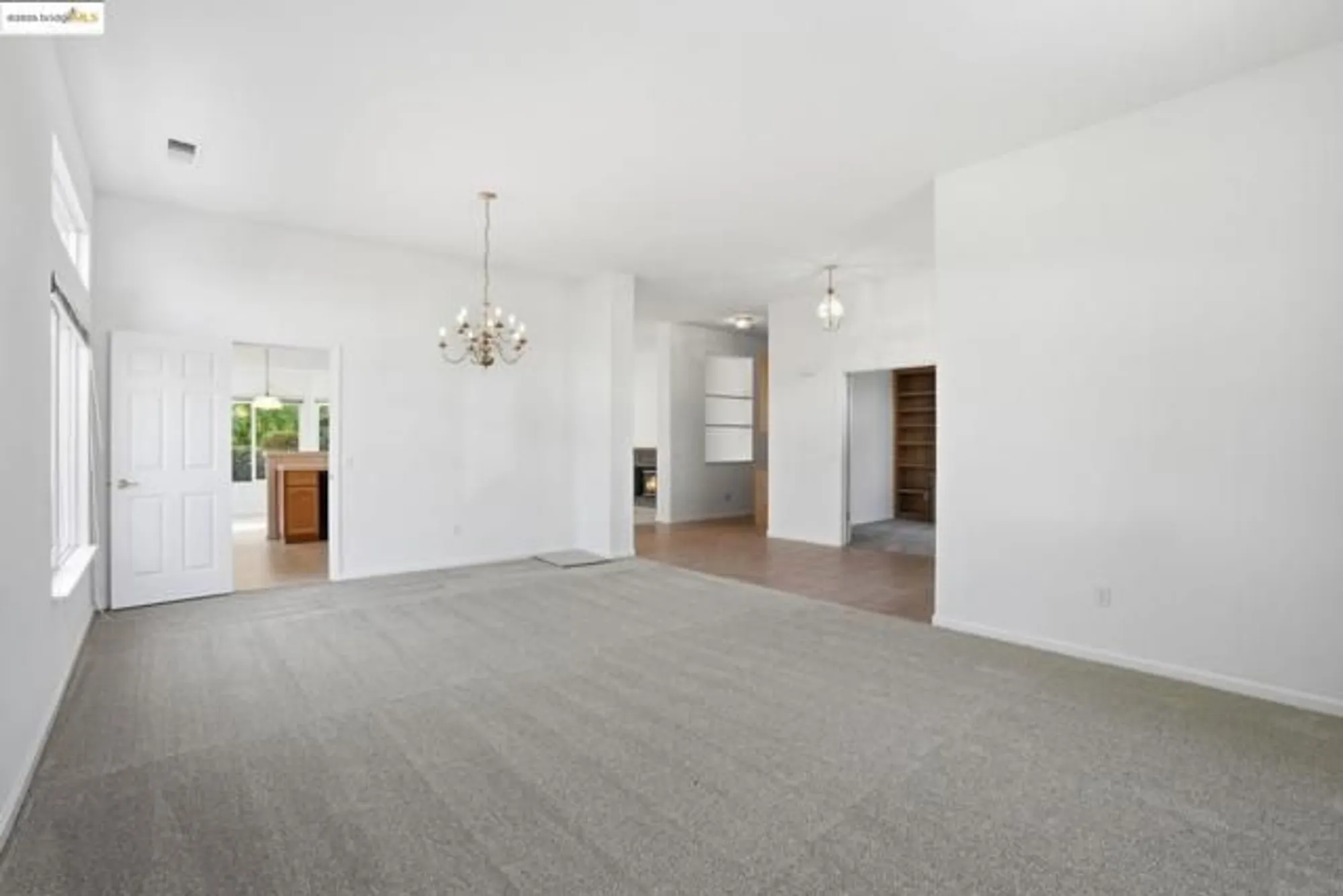 Property Slideshow image 16 of 52 | 84 spencer way, Brentwood, CA, 94513