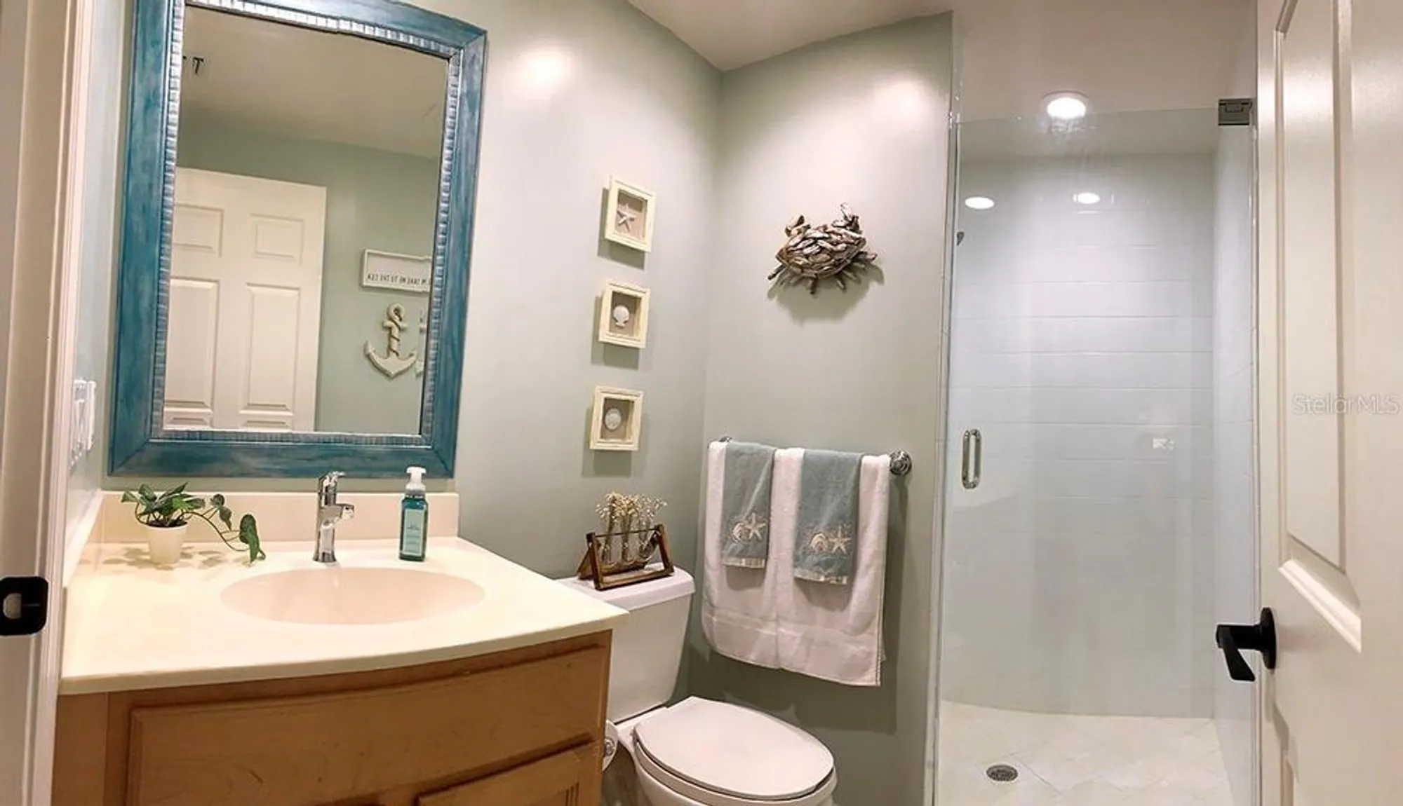 Property Slideshow image 23 of 53 | 3313 sunset key cir 105, Punta Gorda, FL, 33955