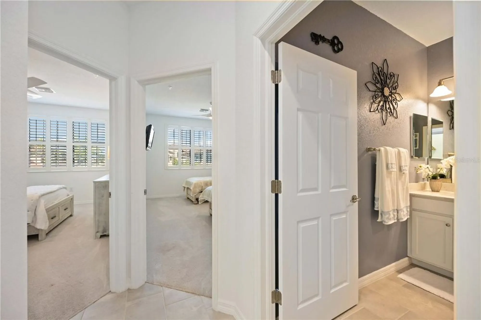 Property Slideshow image 15 of 92 | 10817 tarflower dr unit 201, Venice, FL, 34293