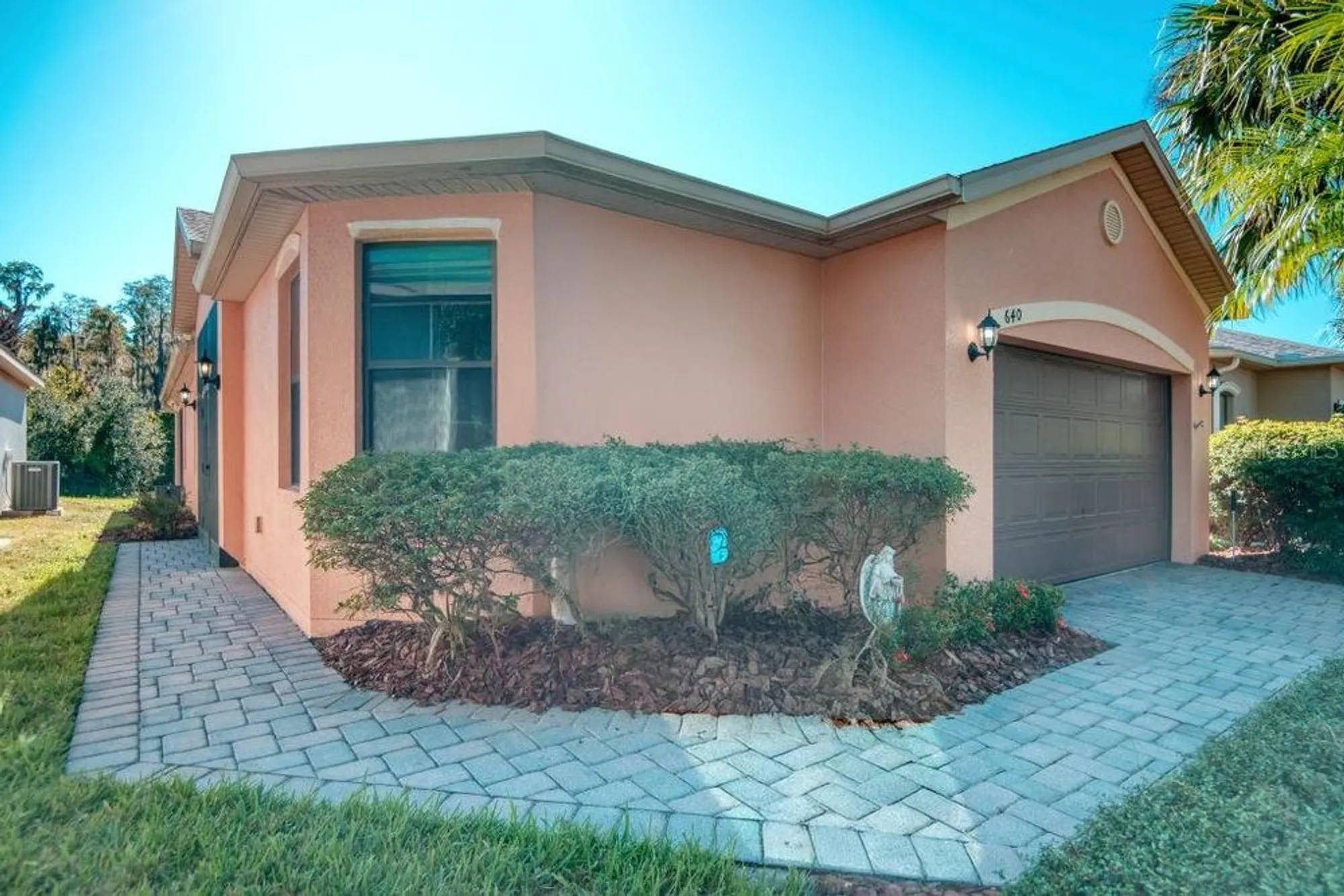 Property Slideshow image 2 of 61 | 640 grand canal dr, Kissimmee, FL, 34759