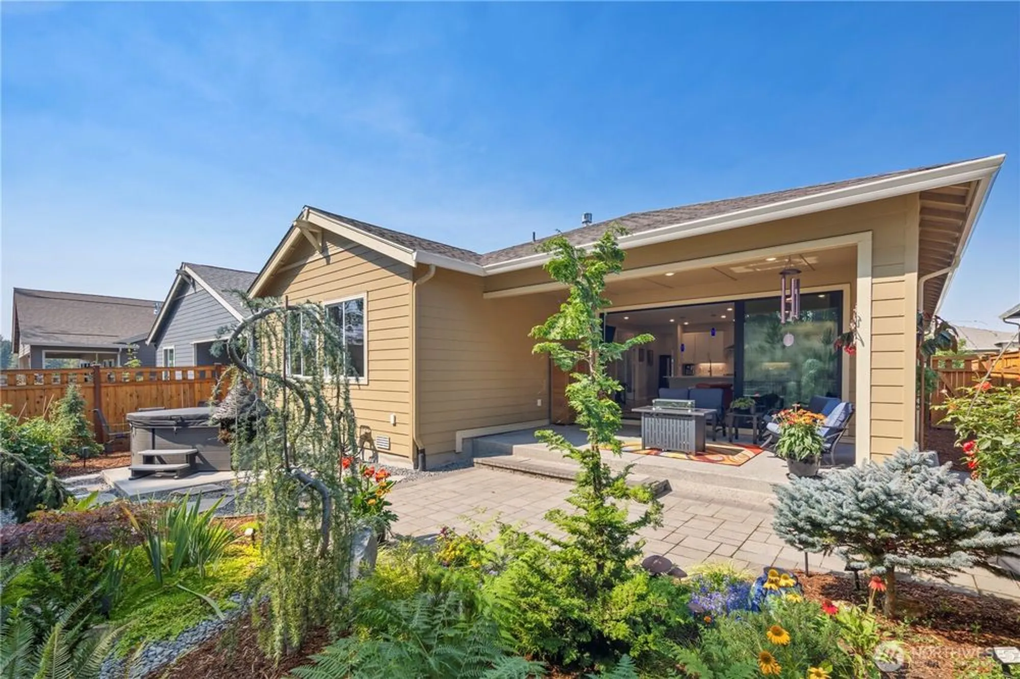 Property Slideshow image 26 of 37 | 15221 183rd ave e unit e, Bonney Lake, WA, 98391