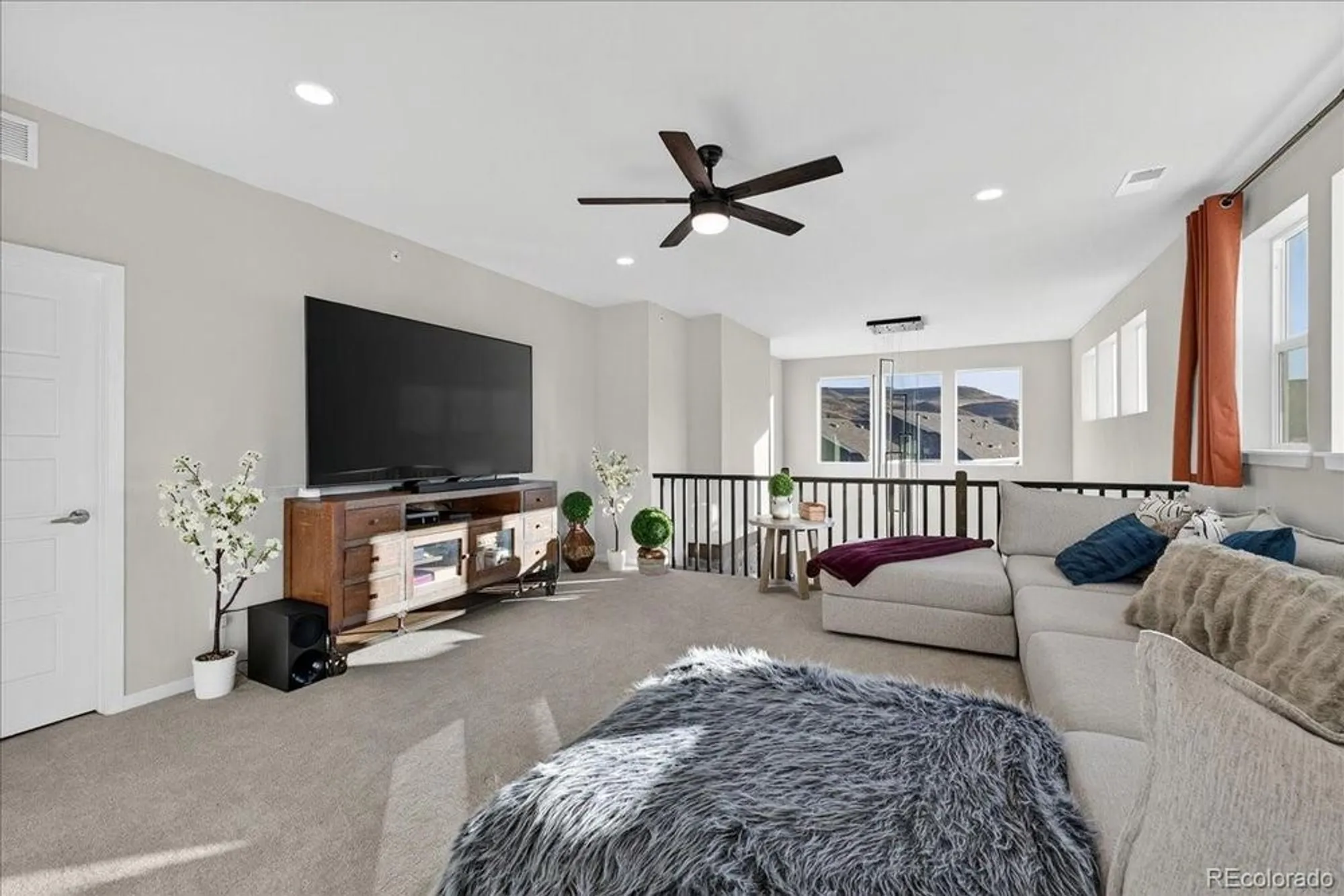 Property Slideshow image 19 of 38 | 19798 w 57th pl, Golden, CO, 80403