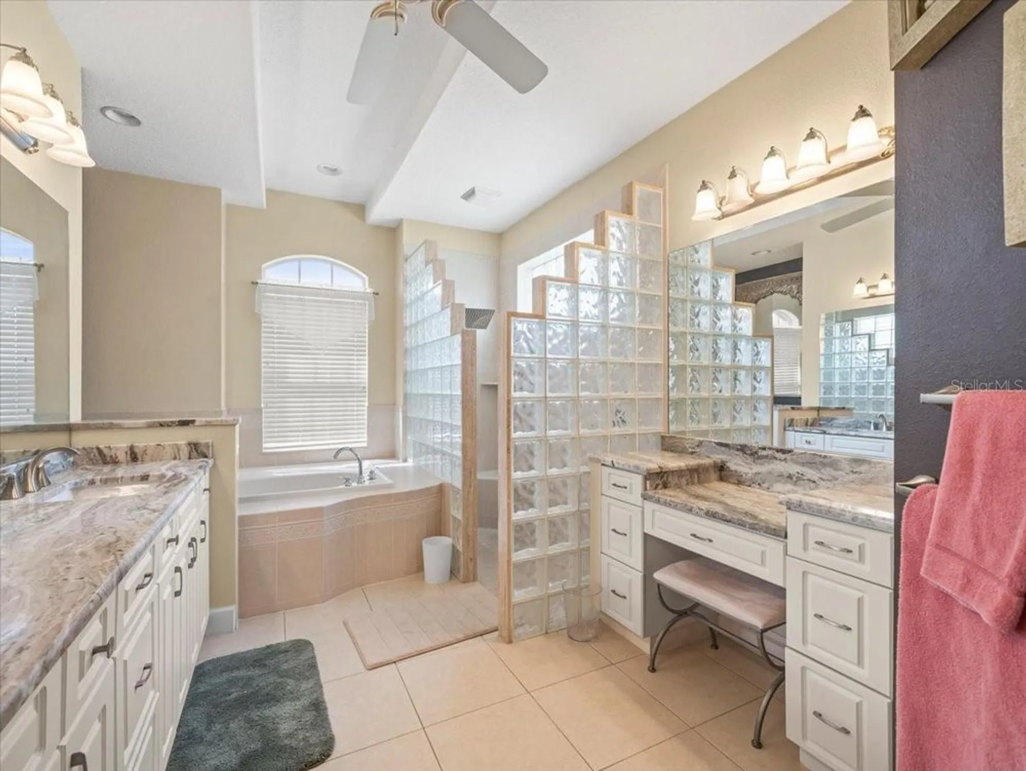 Property Slideshow image 30 of 87 | 9196 mississippi run, Weeki Wachee, FL, 34613