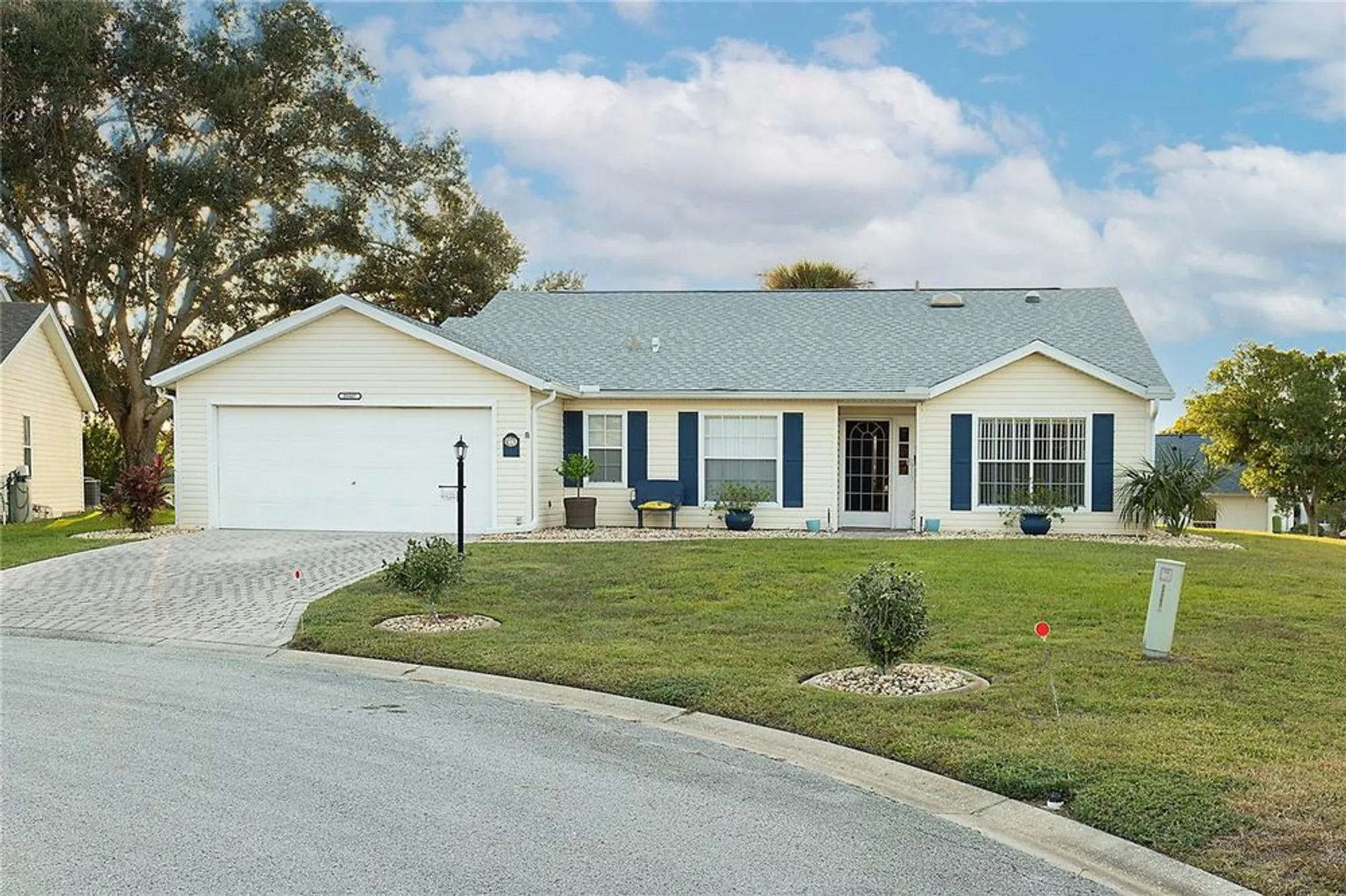 Property Slideshow image 3 of 47 | 25327 temple ct, Leesburg, FL, 34748