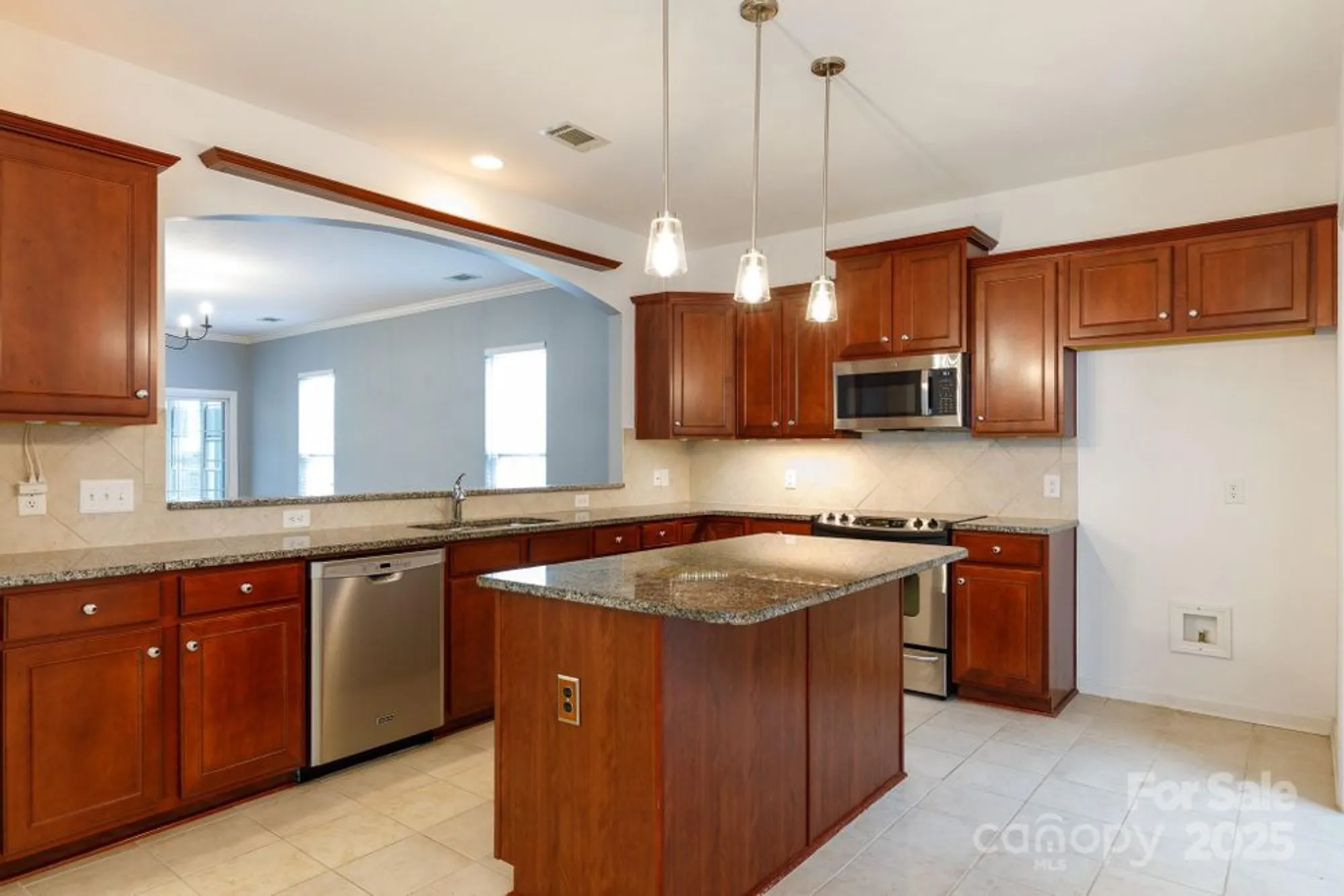 Property Slideshow image 3 of 45 | 52538 winchester st, Fort Mill, SC, 29707