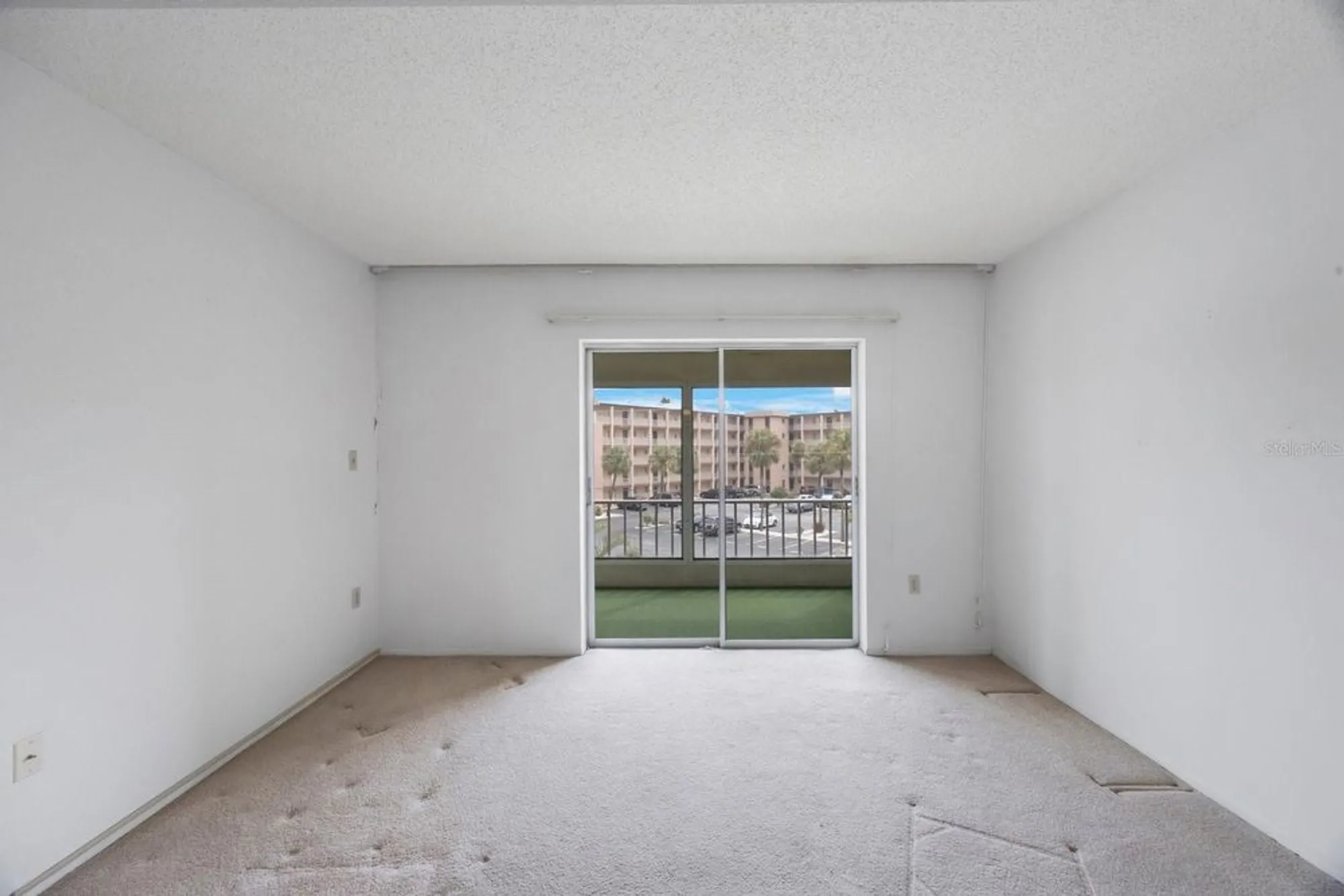 Property Slideshow image 19 of 39 | 4155 heron way # e-301, Bradenton, FL, 34205