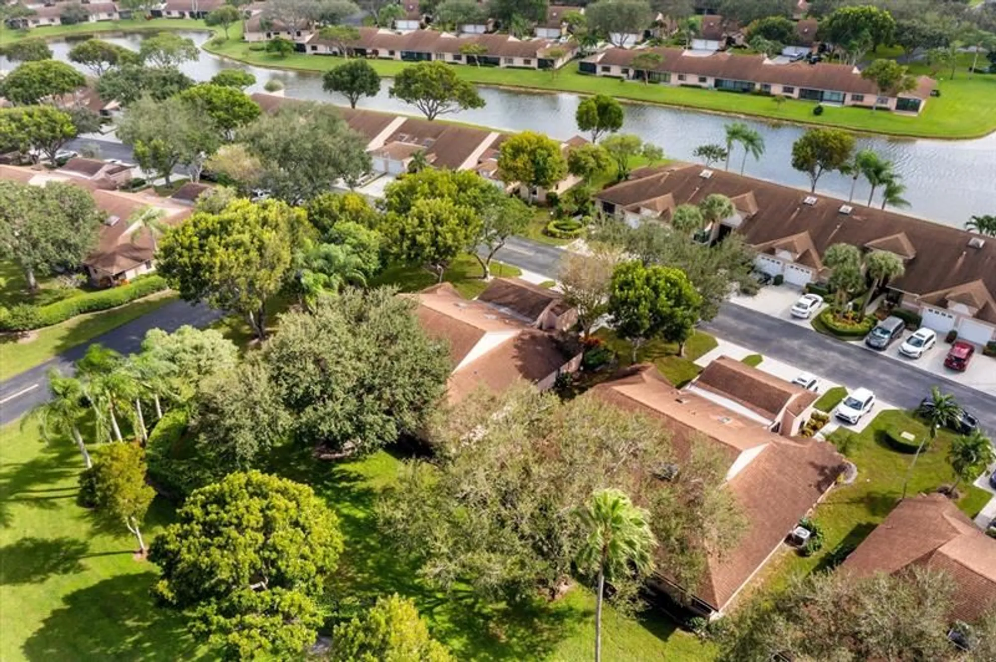 Property Slideshow image 40 of 53 | 8333 springlake dr a, Boca Raton, FL, 33496