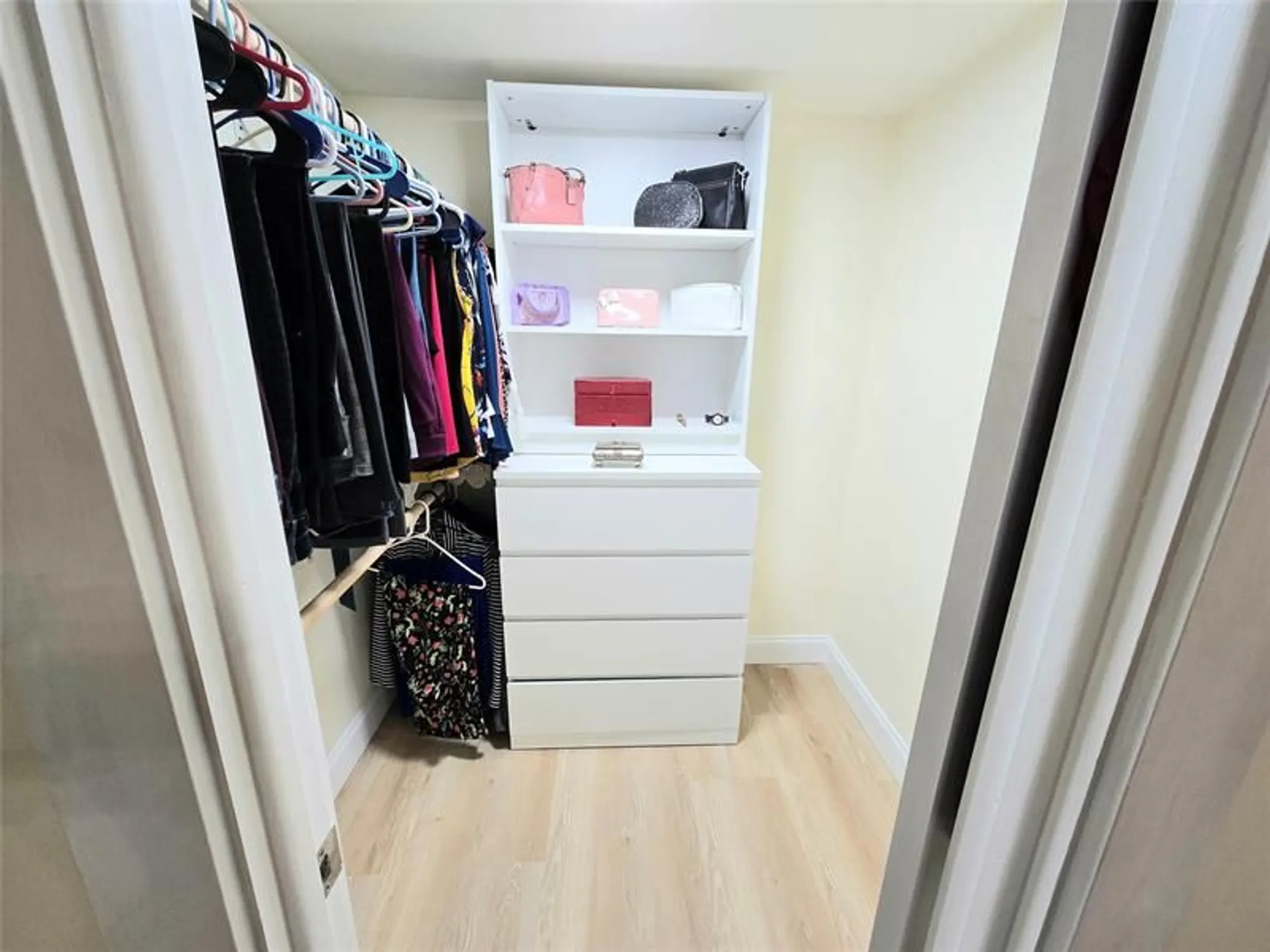 Property Slideshow image 9 of 18 | 7610 nw 1st st 203, Margate, FL, 33063