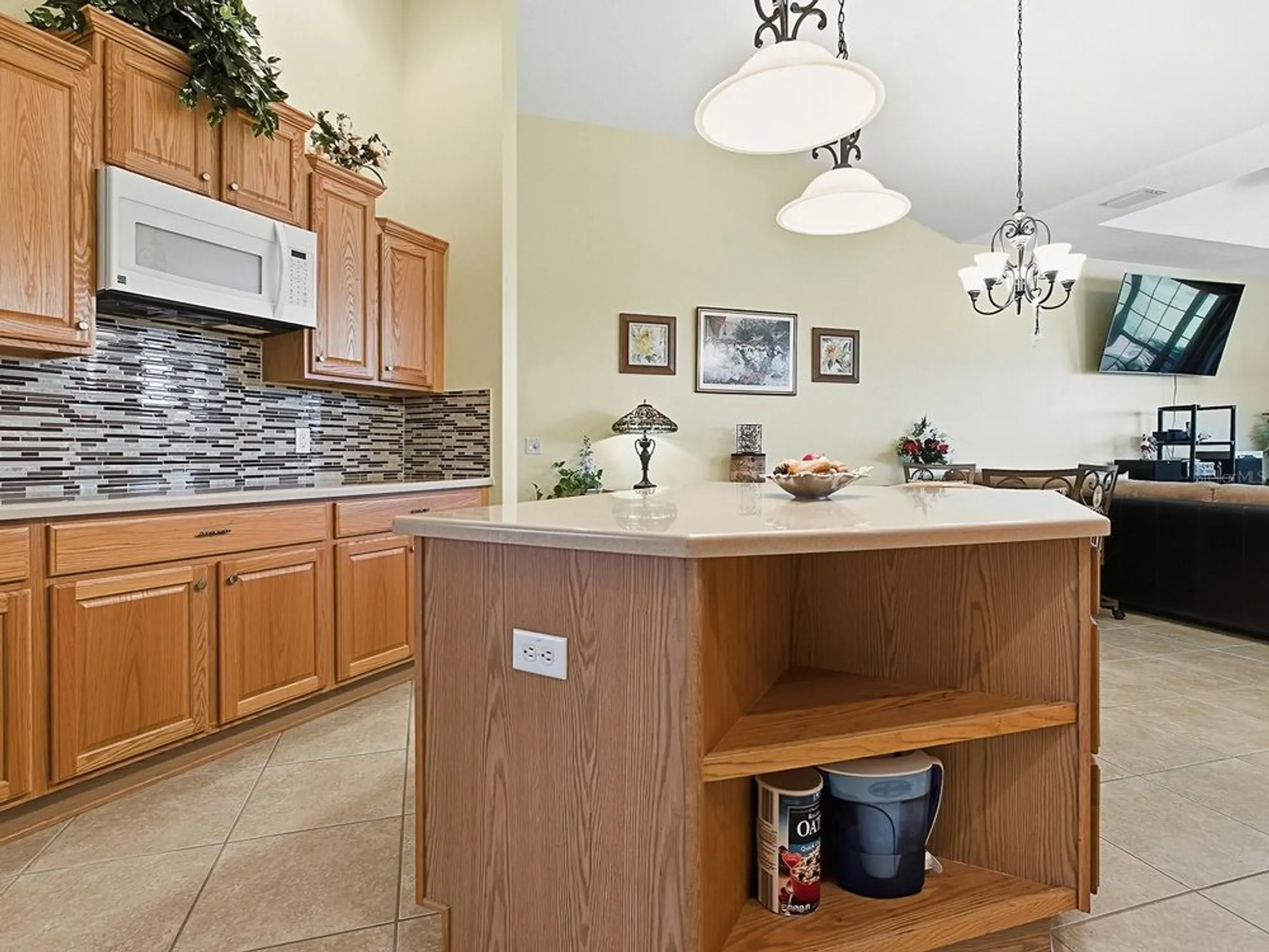 Property Slideshow image 17 of 66 | 17627 se 88th covington cir, The Villages, FL, 32162