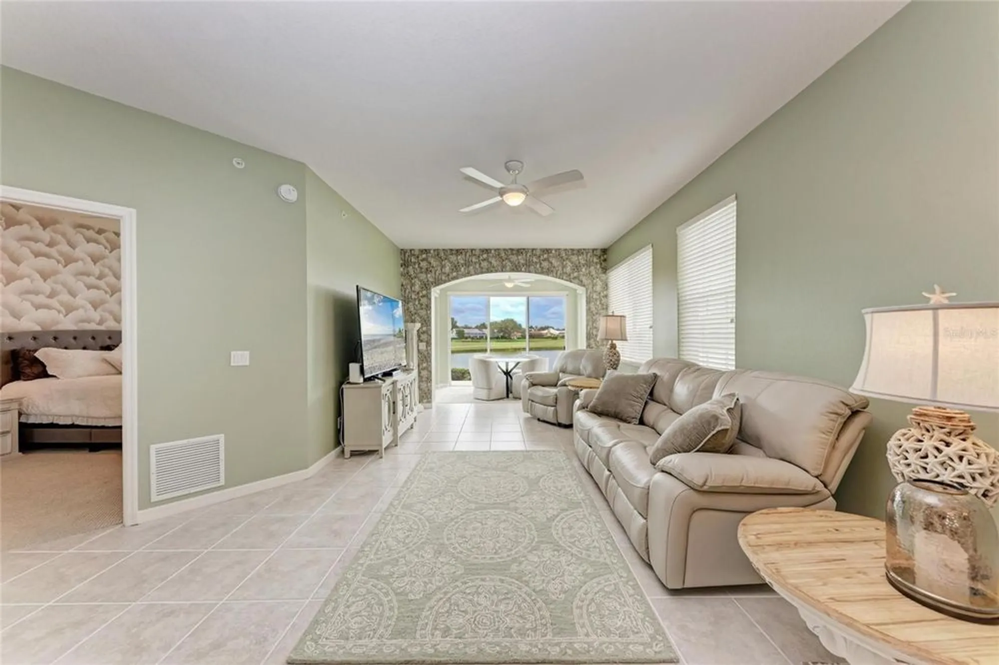 Property Slideshow image 6 of 43 | 119 woodbridge dr 103, Venice, FL, 34293