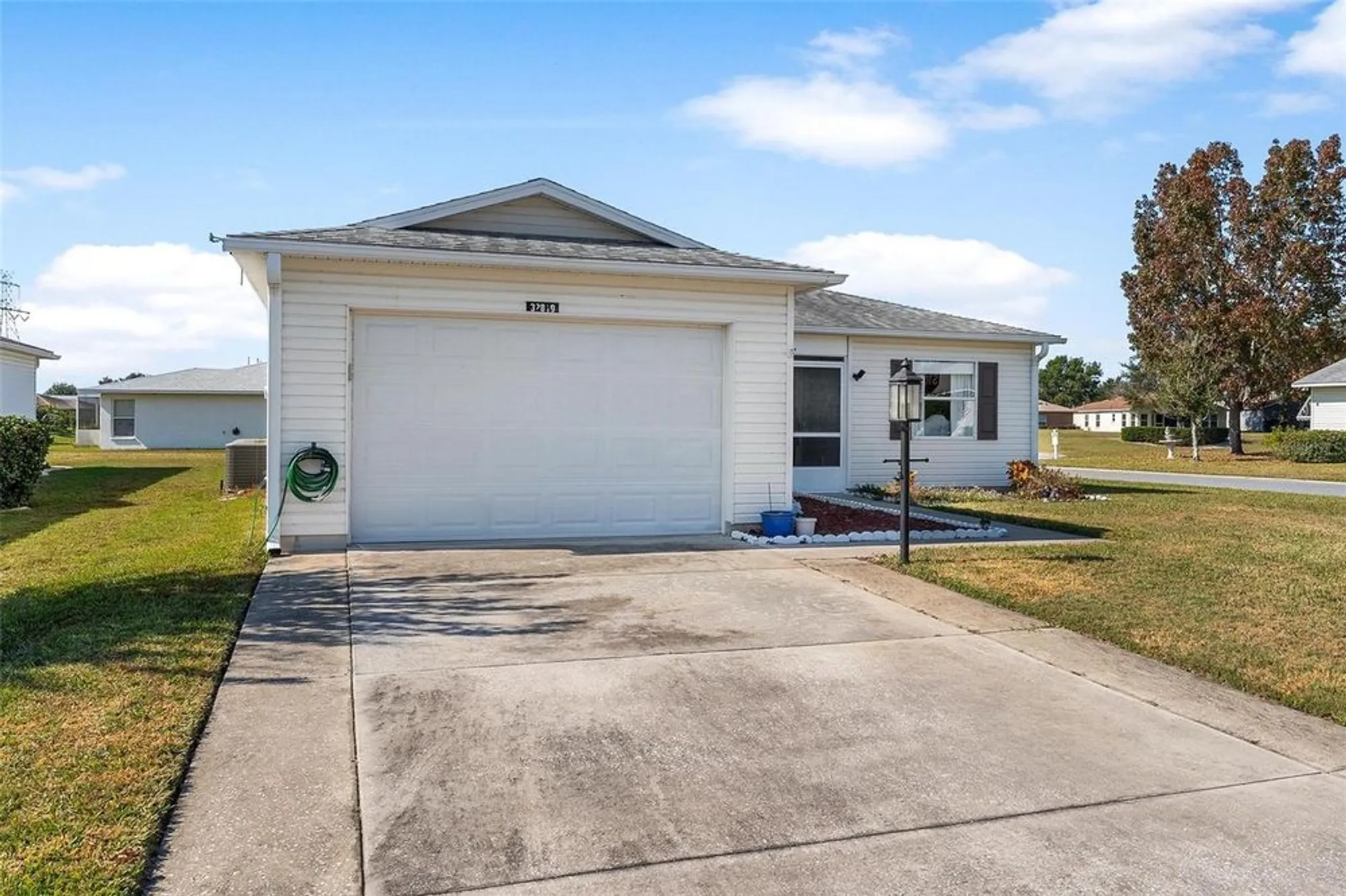 Property Slideshow image 5 of 41 | 32819 timberwood dr, Leesburg, FL, 34748