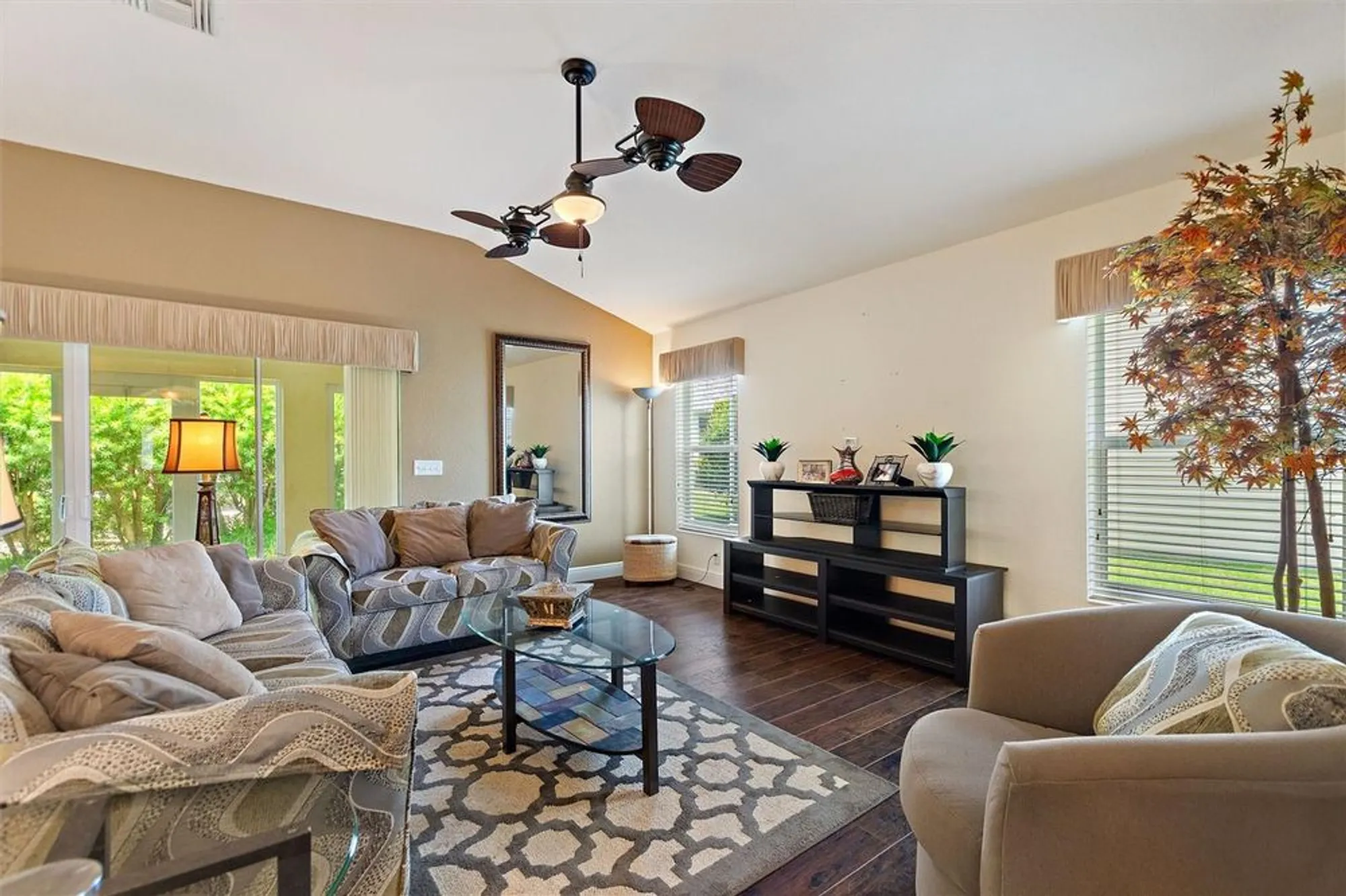 Property Slideshow image 14 of 40 | 1258 donalds pl, The Villages, FL, 32162