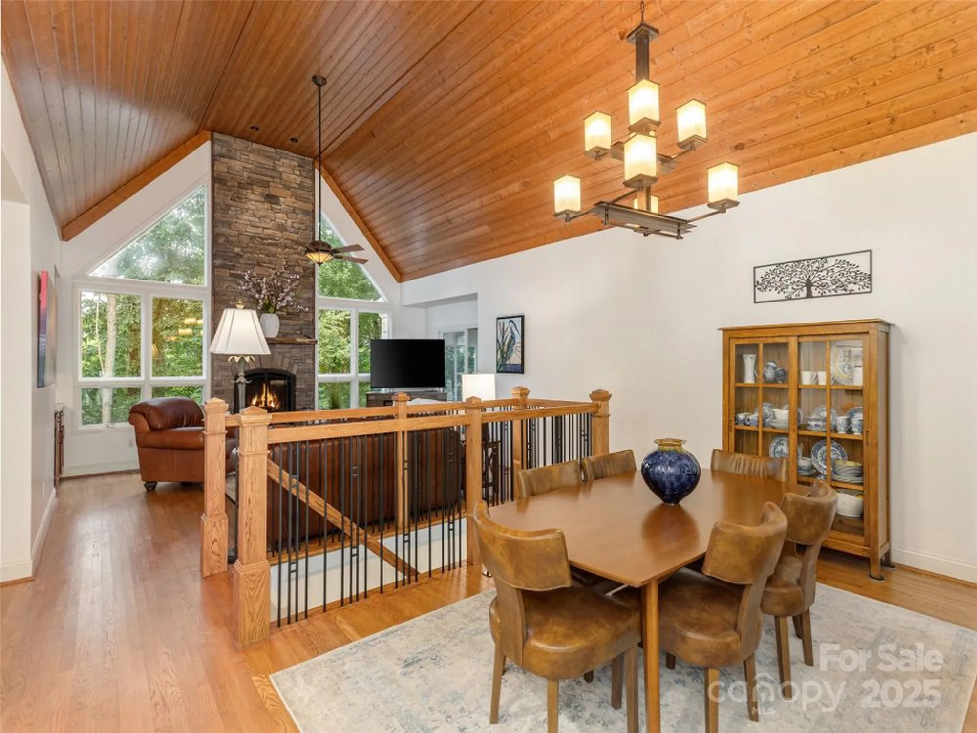 Property Slideshow image 8 of 48 | 210 black oak ln, Hendersonville, NC, 28791