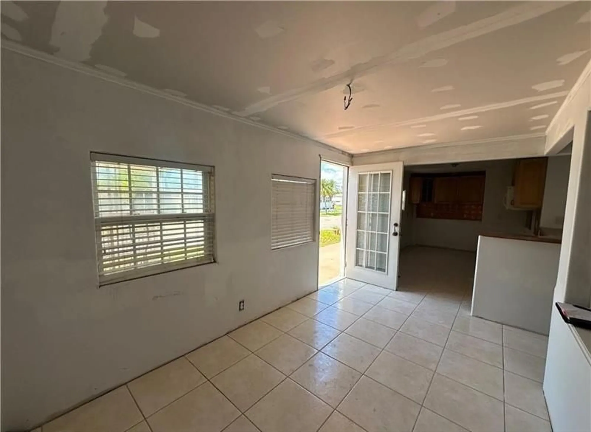 Property Slideshow image 10 of 39 | 14700 patrick henry rd # 1, North Fort Myers, FL, 33917