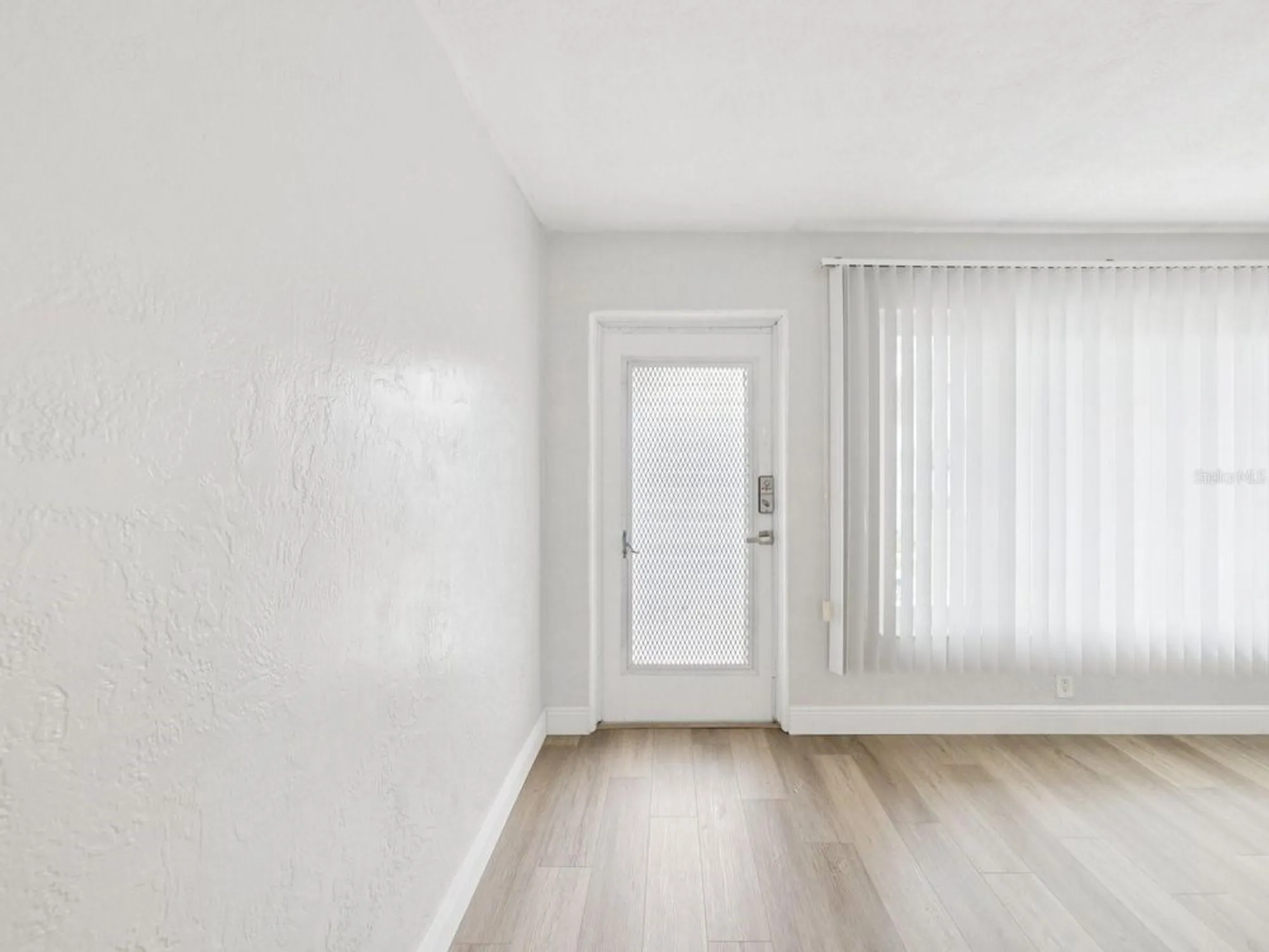 Property Slideshow image 5 of 65 | 2433 brazilia dr apt 43, Clearwater, FL, 33763