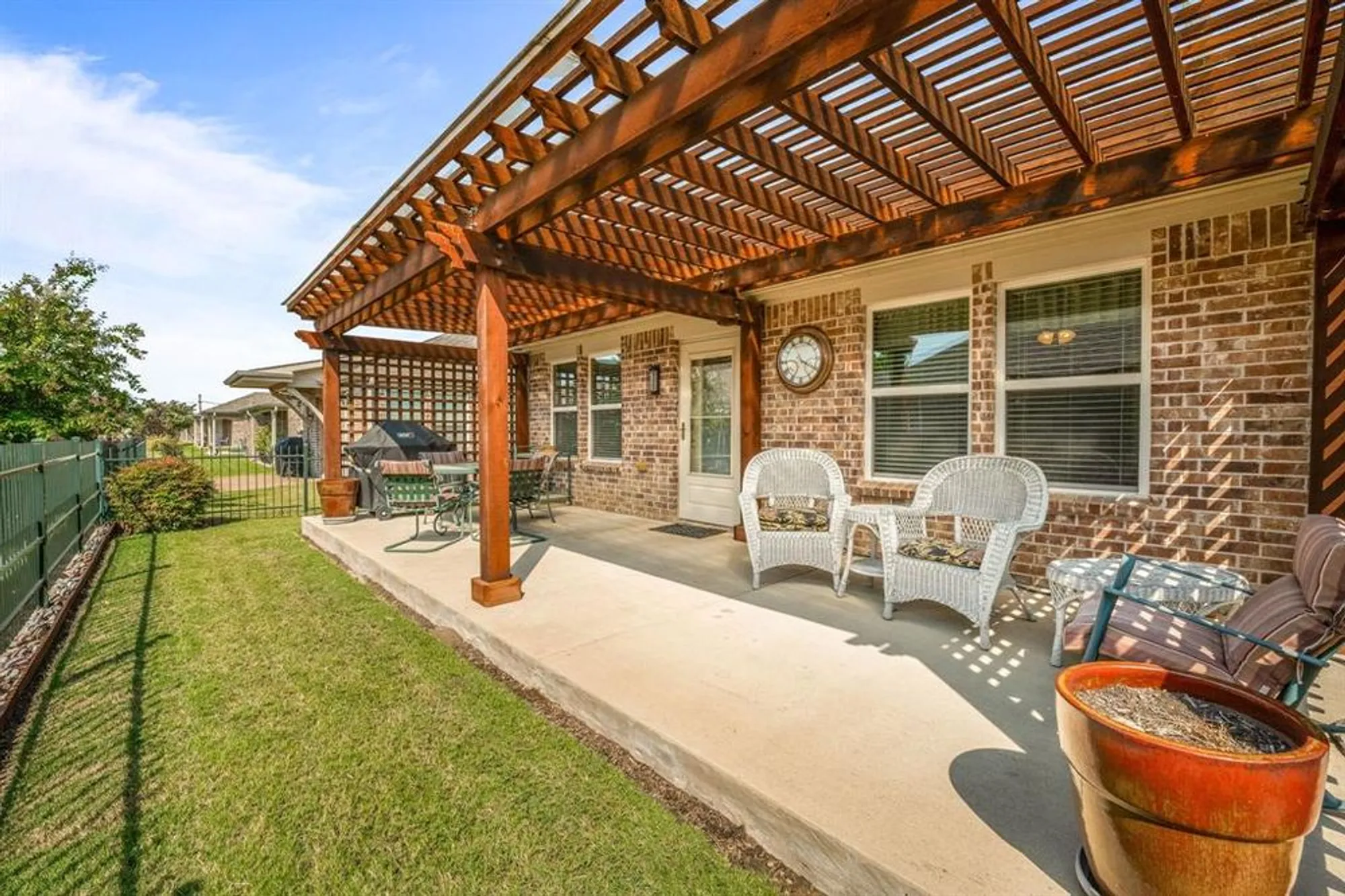 Property Slideshow image 24 of 33 | 3083 oyster bay dr, Frisco, TX, 75036