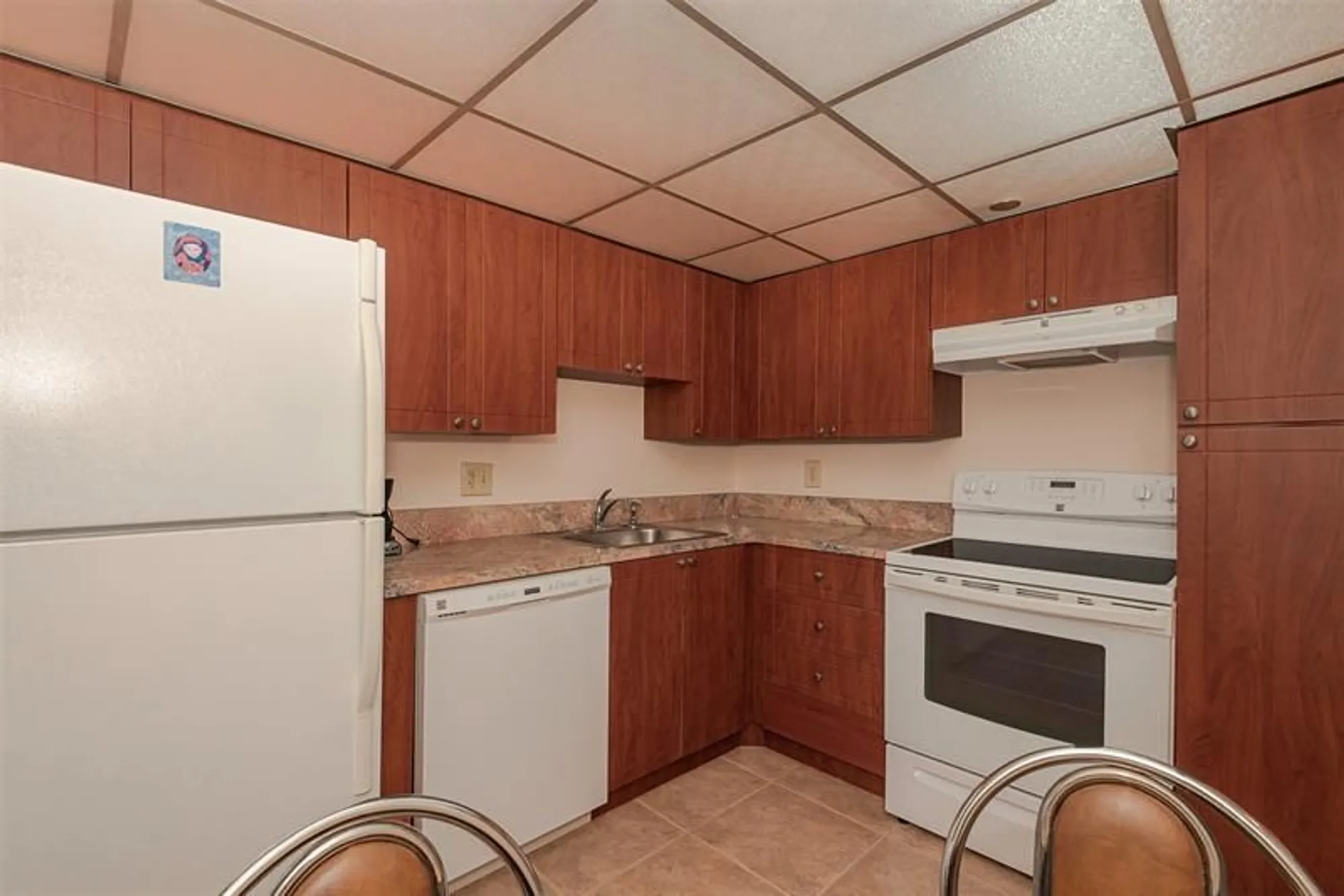 Property Slideshow image 18 of 30 | 1000 saint charles pl 220, Pembroke Pines, FL, 33026