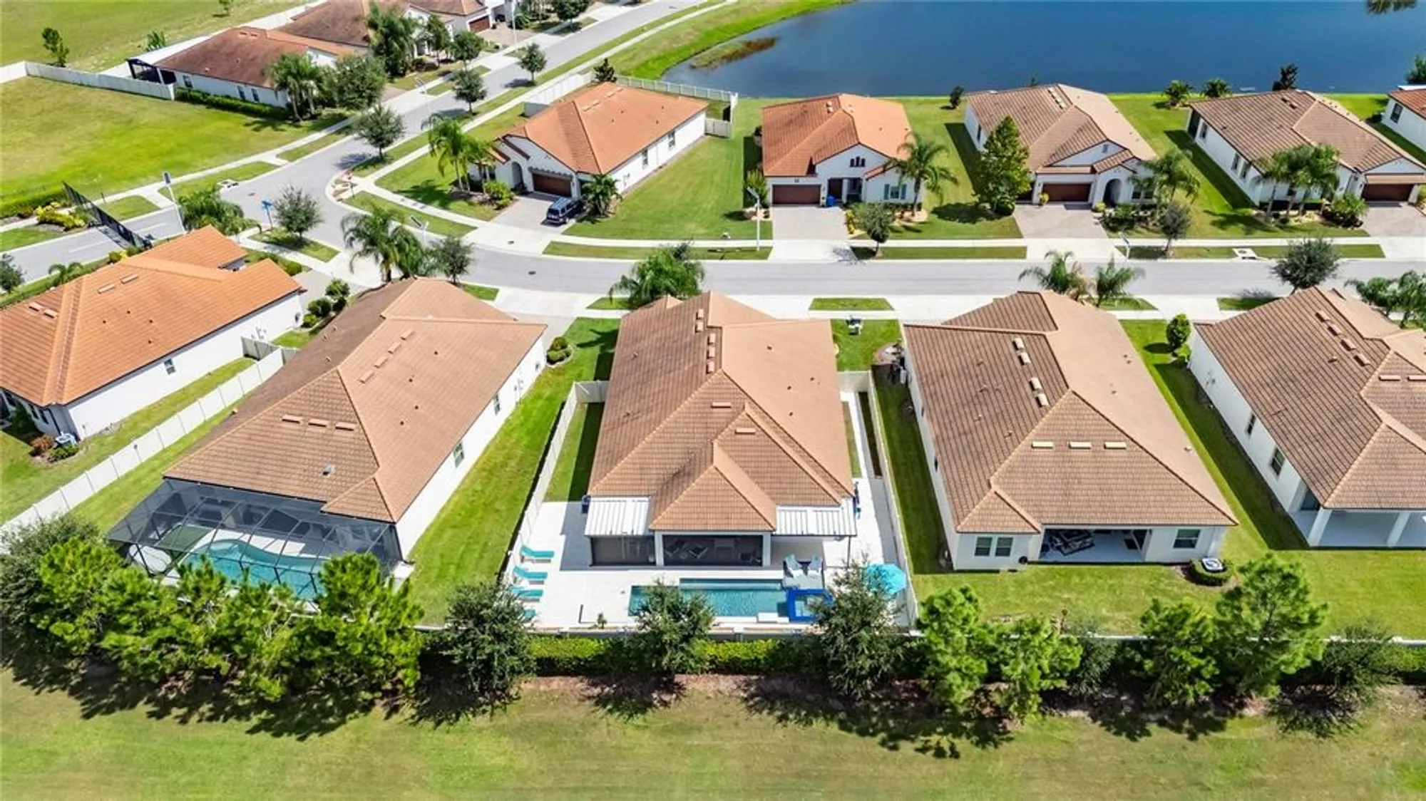 Property Slideshow image 72 of 91 | 16805 banner shell pl, Wimauma, FL, 33598