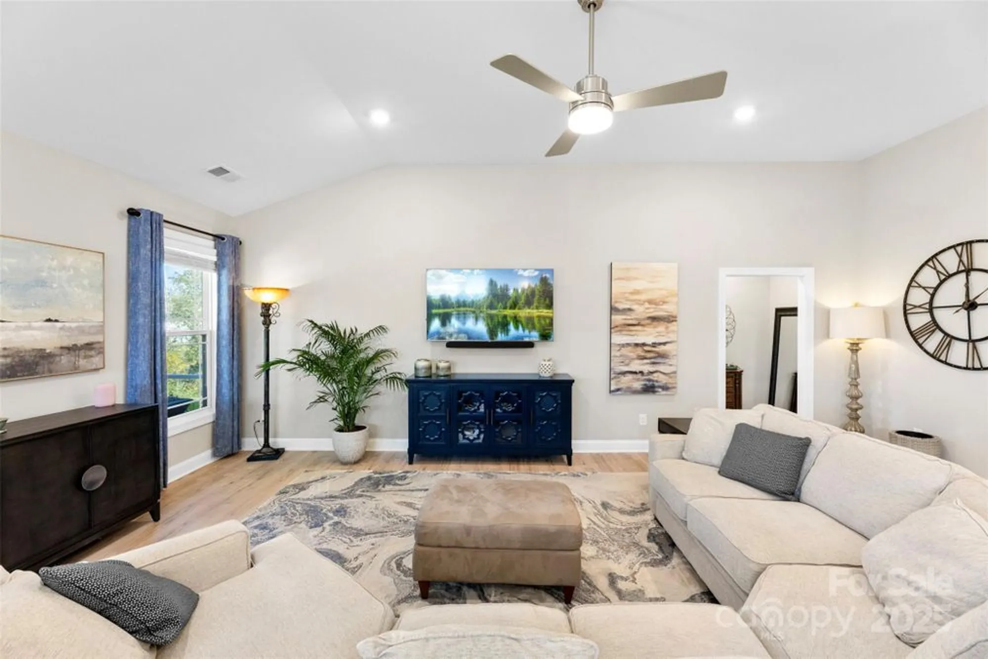 Property Slideshow image 5 of 35 | 5743 notch peak ave, Fort Mill, SC, 29707