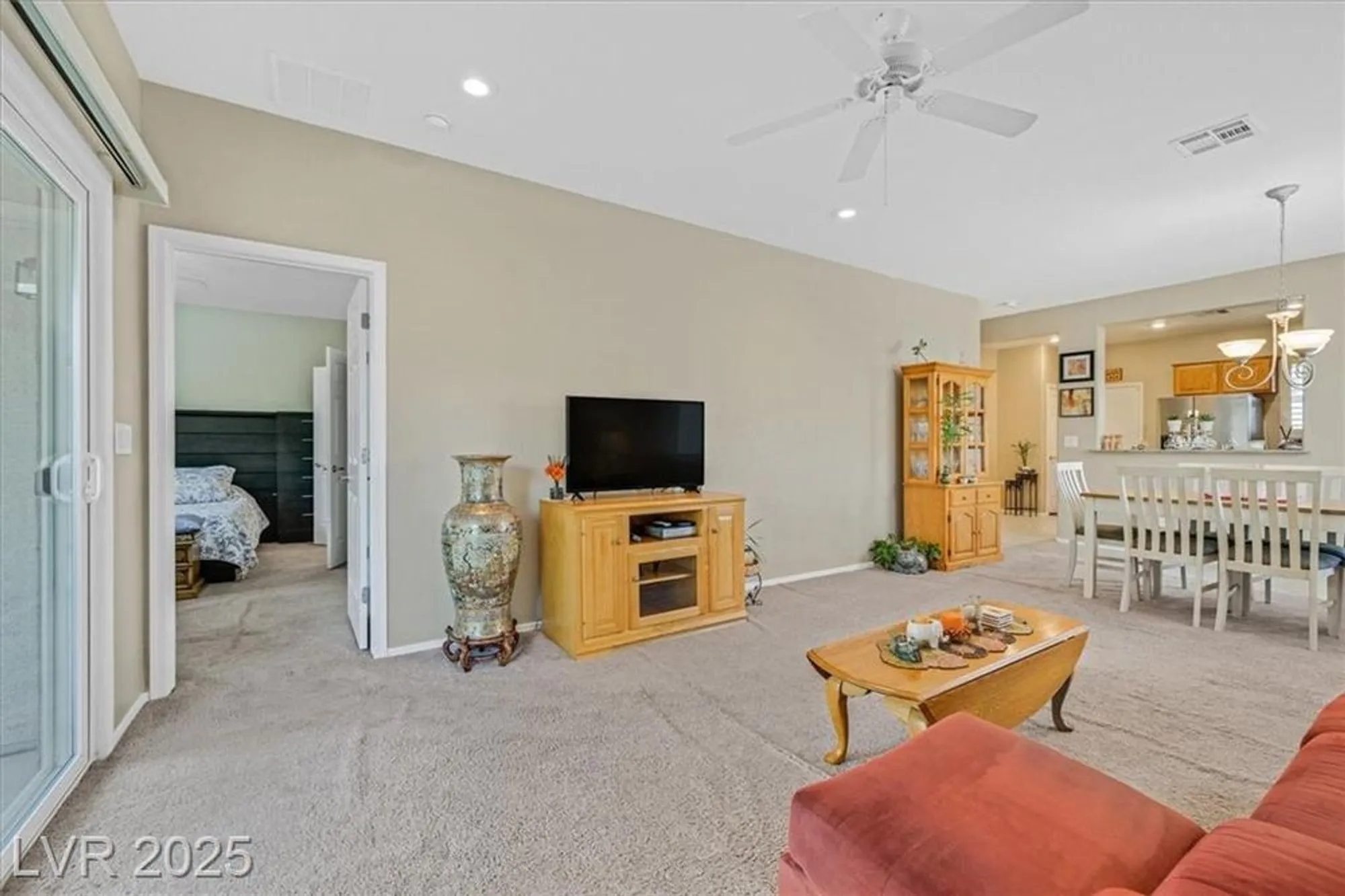Property Slideshow image 10 of 35 | 2526 crater rock st, Henderson, NV, 89044