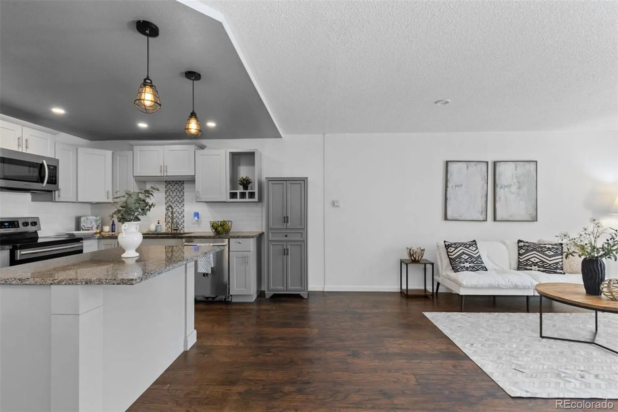 Property Slideshow image 4 of 40 | 610 s clinton st apt 10a, Denver, CO, 80247