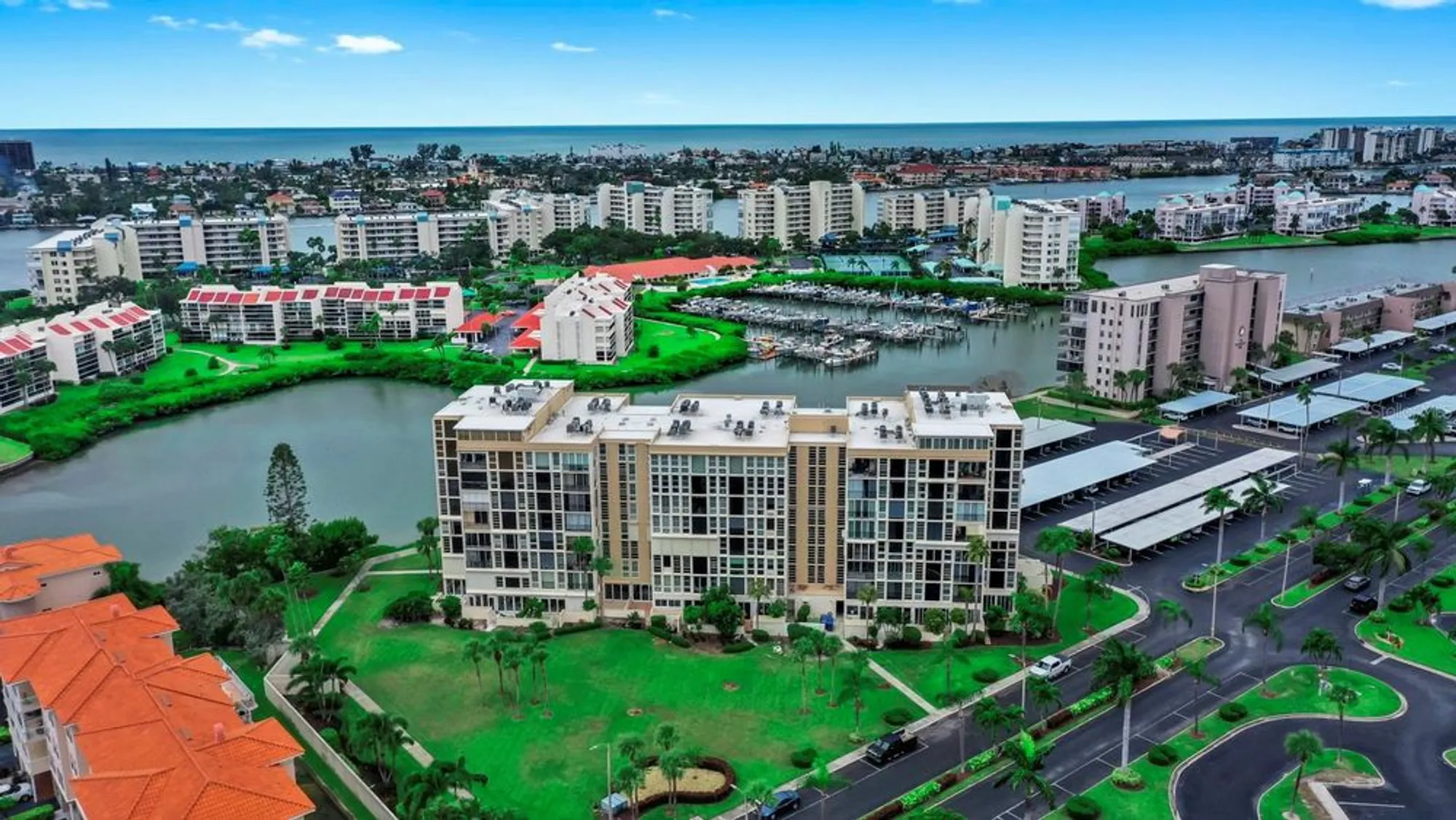 Property Slideshow image 53 of 58 | 7400 sun island dr 105, South Pasadena, FL, 33707