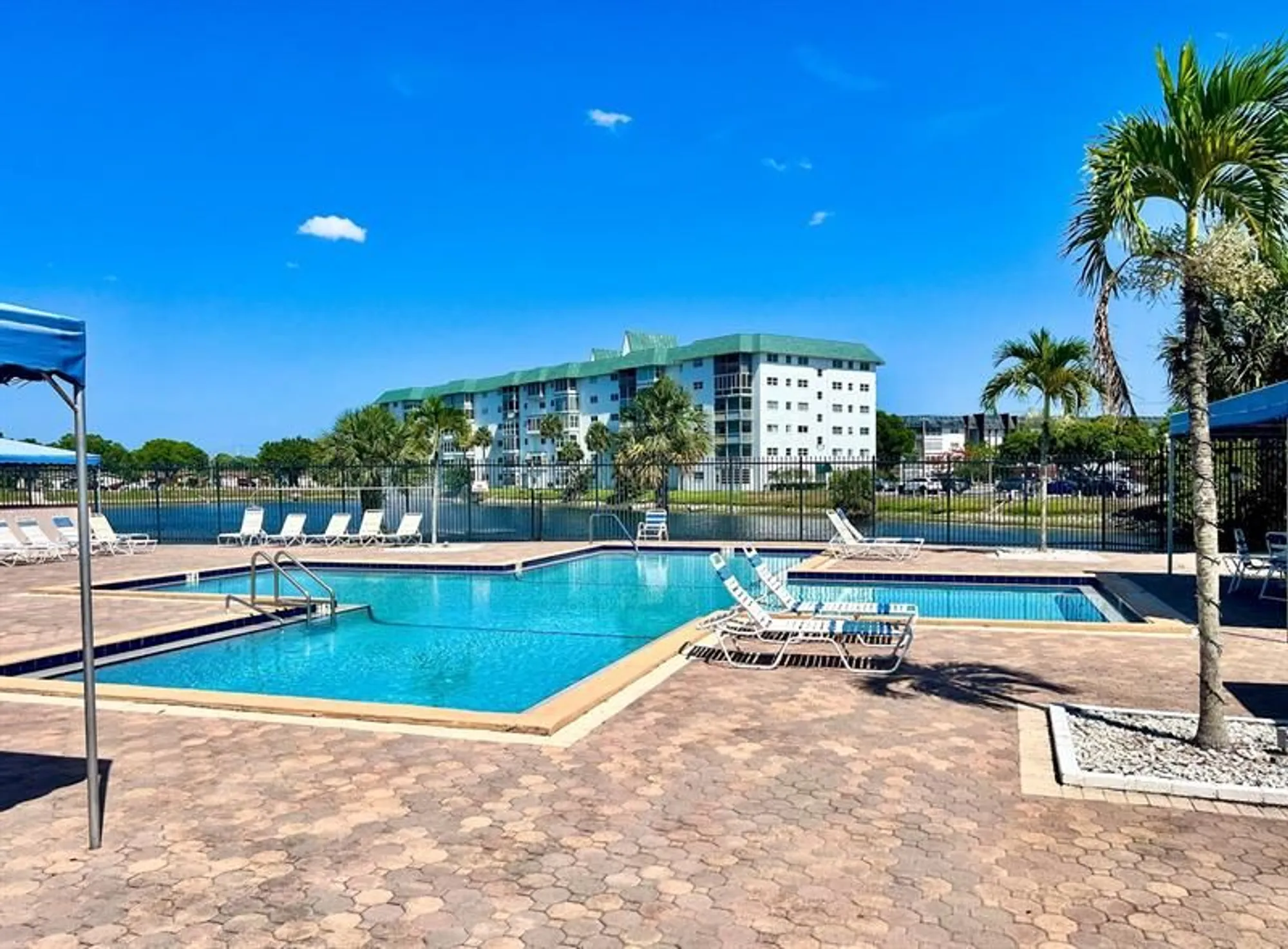 Property Slideshow image 32 of 44 | 4750 nw 22nd ct 507, Lauderhill, FL, 33313