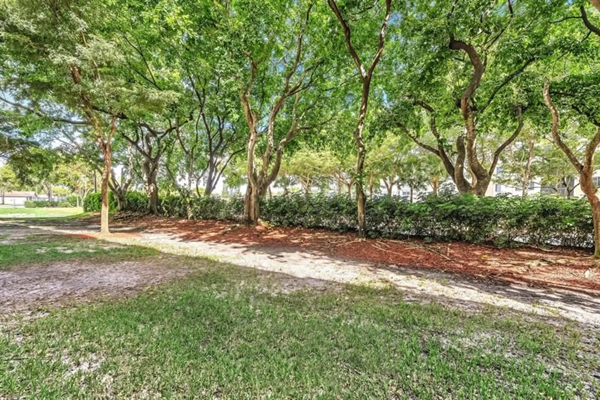 Property Slideshow image 45 of 78 | 7775 yardley dr apt 110, Tamarac, FL, 33321