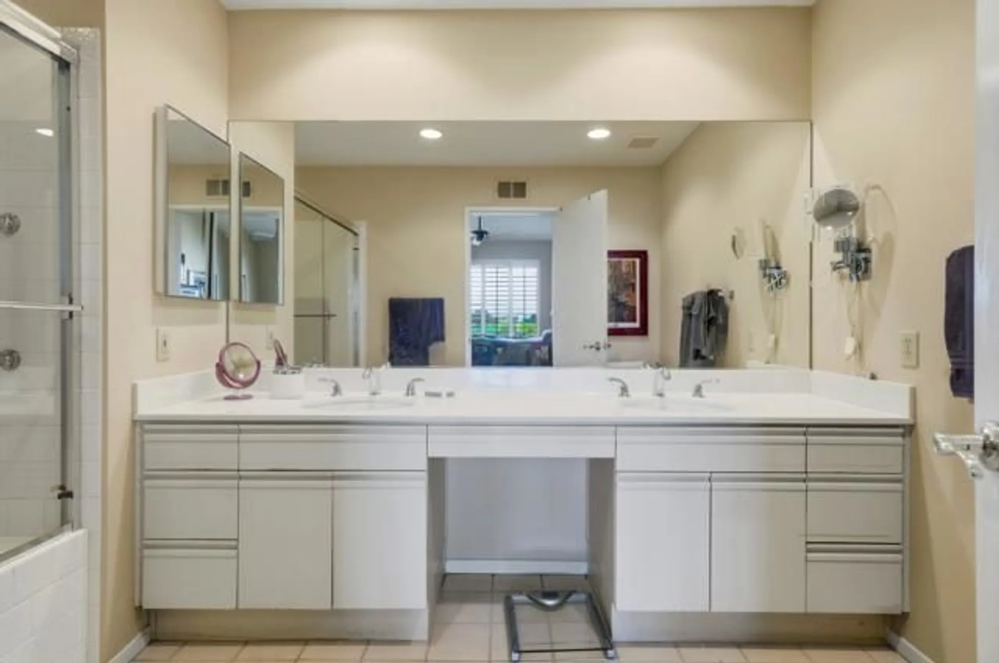 Property Slideshow image 17 of 26 | 54860 inverness way, La Quinta, CA, 92253