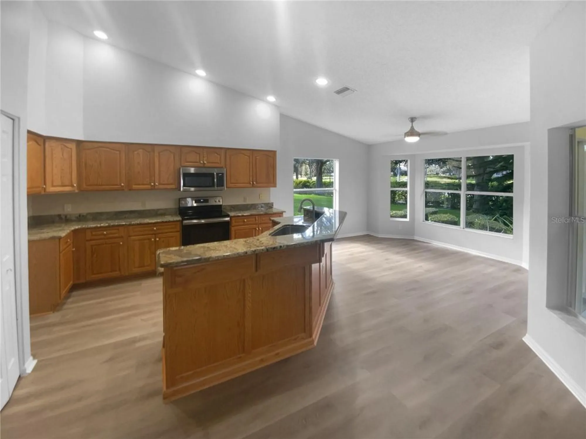 Property Slideshow image 7 of 31 | 18535 hidden pines way, Hudson, FL, 34667