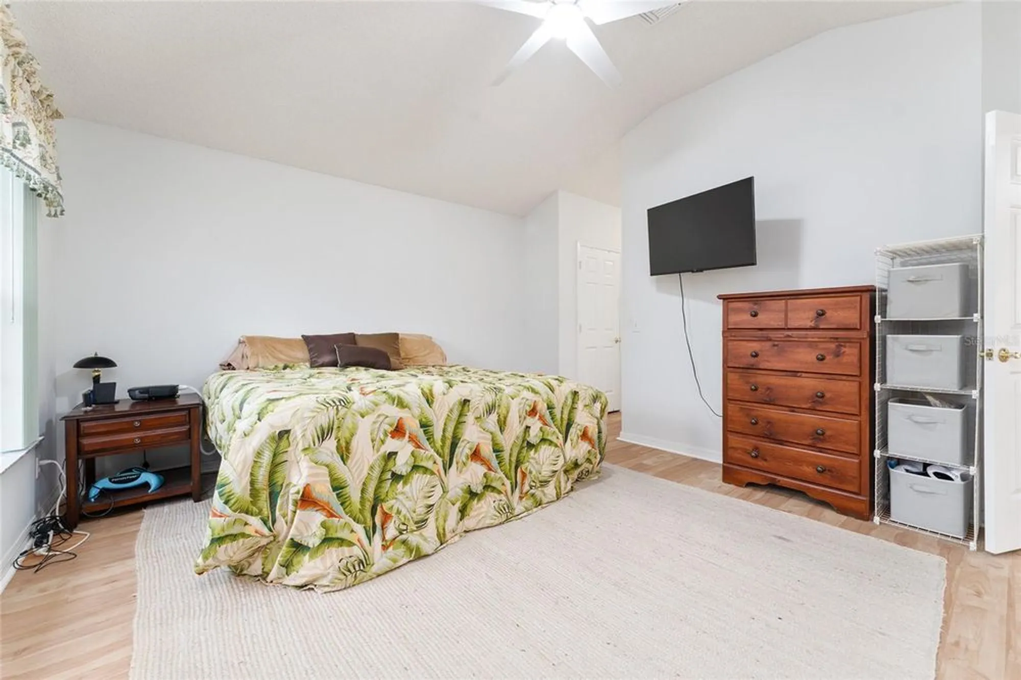 Property Slideshow image 35 of 65 | 906 santa anna ln, The Villages, FL, 32159