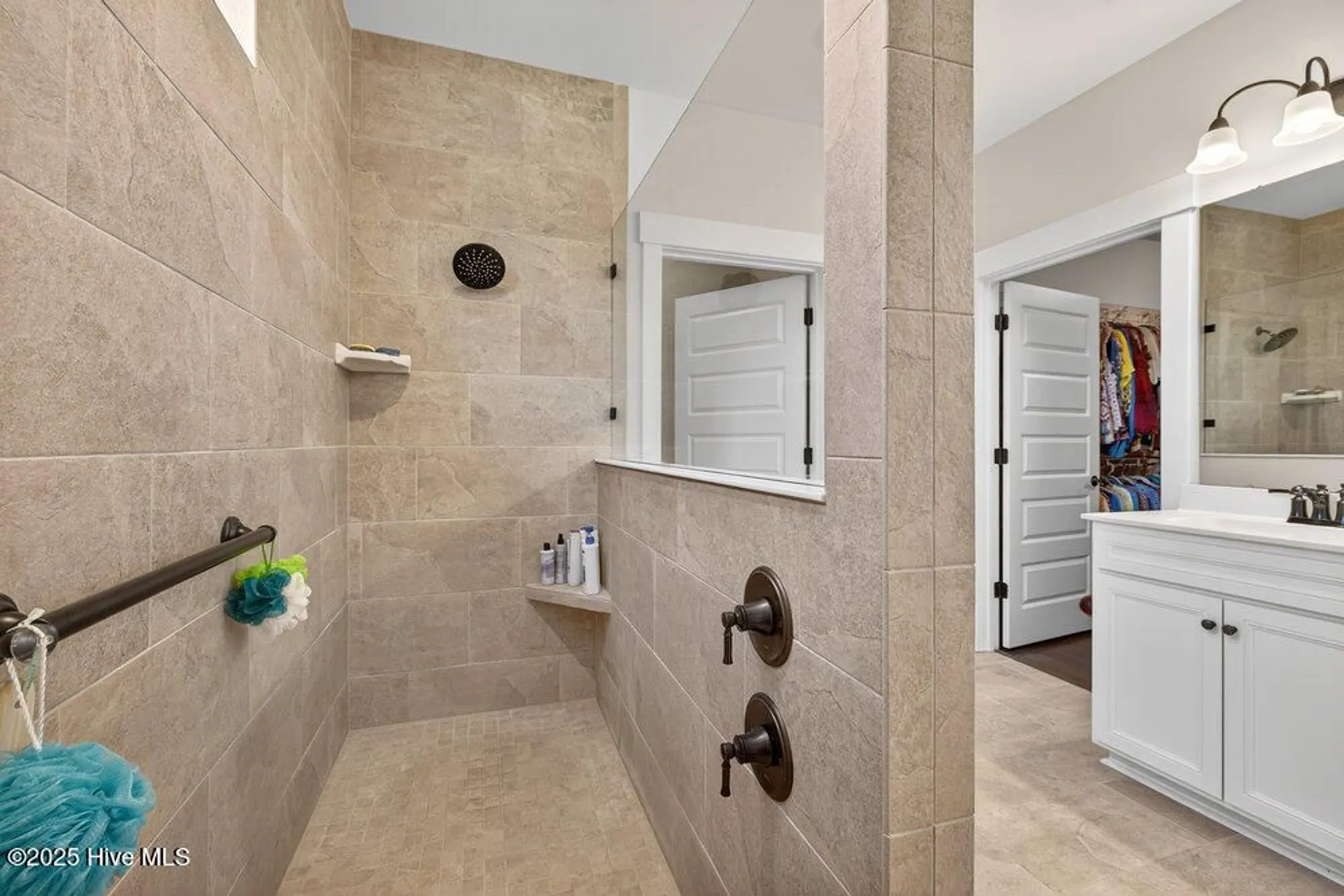 Property Slideshow image 20 of 54 | 452 deveraux dr, Wilmington, NC, 28412