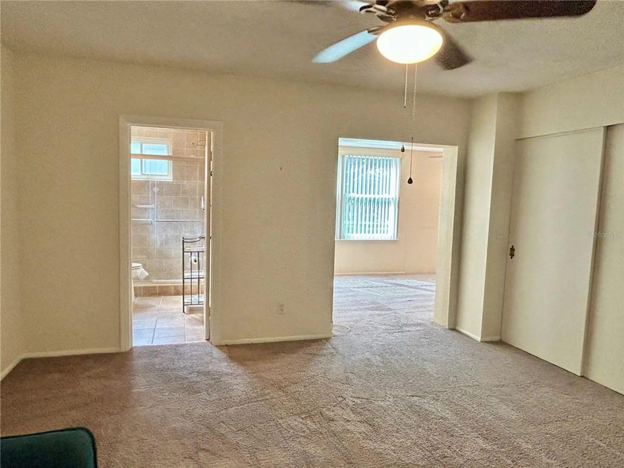 Property Slideshow image 22 of 54 | 2070 world parkway blvd apt 36, Clearwater, FL, 33763