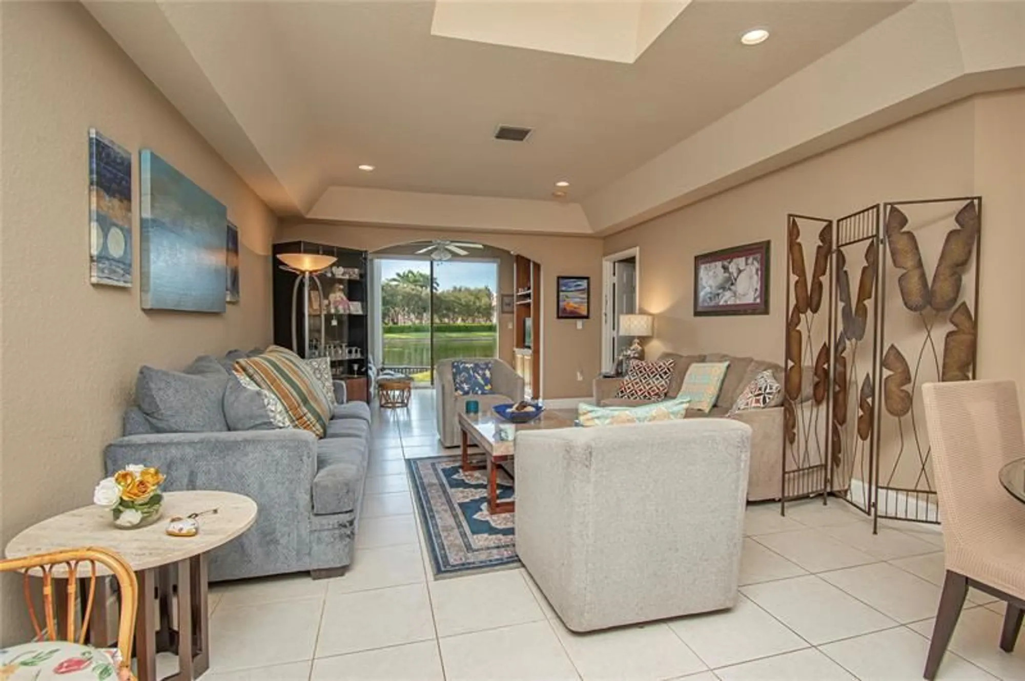 Property Slideshow image 8 of 34 | 12611 crystal pointe dr c, Boynton Beach, FL, 33437