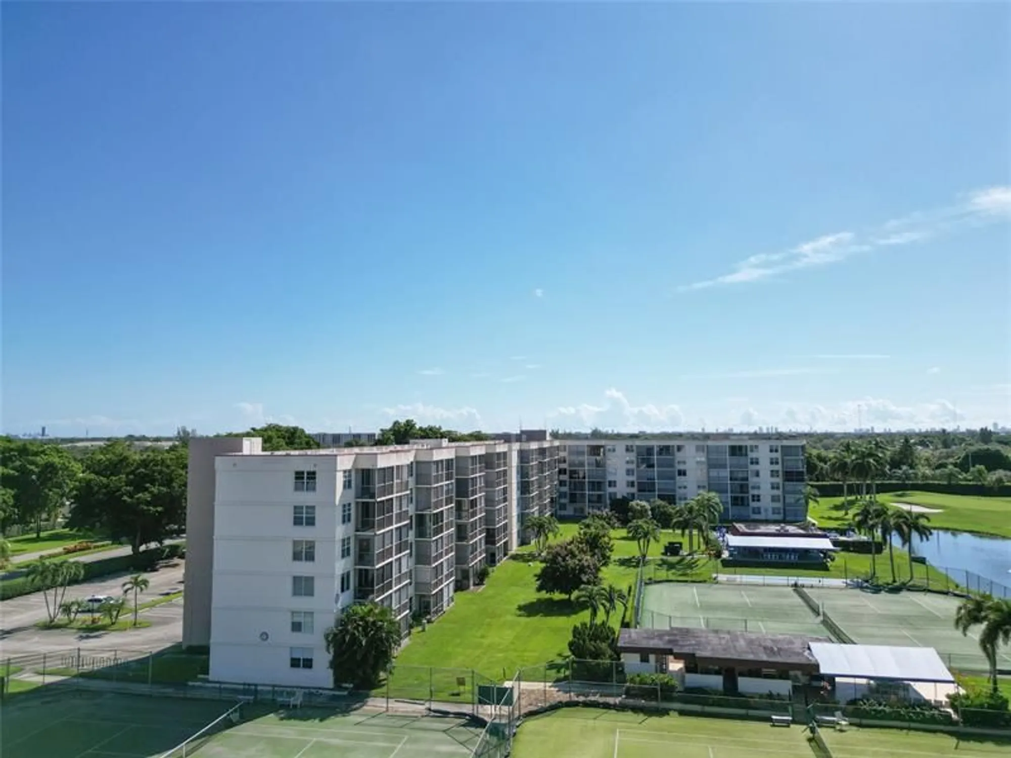 Property Slideshow image 31 of 34 | 8900 washington blvd 115, Pembroke Pines, FL, 33025