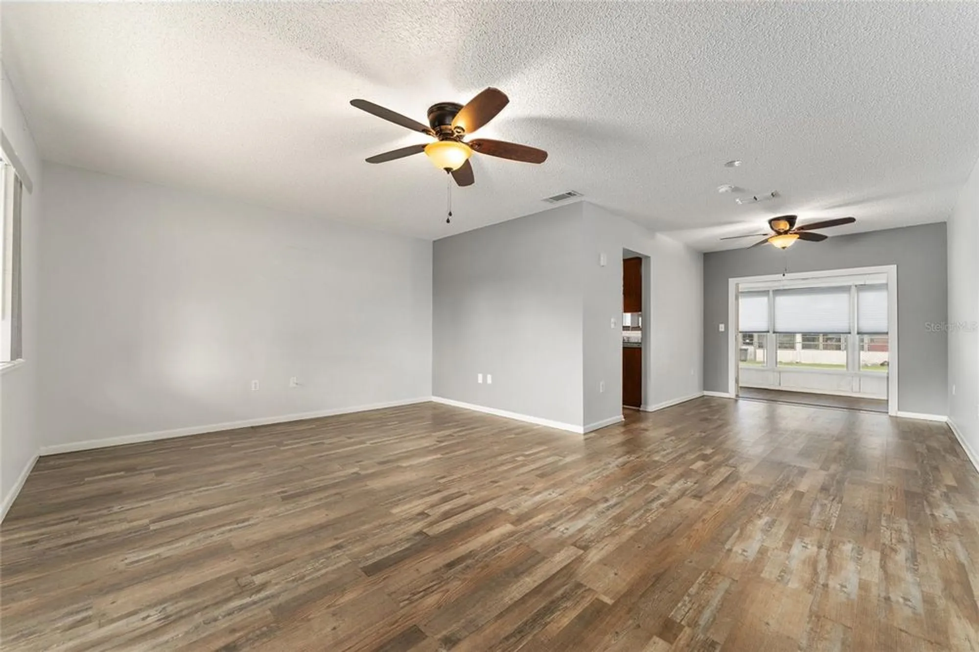 Property Slideshow image 5 of 39 | 9981 sw 103rd pl, Ocala, FL, 34481