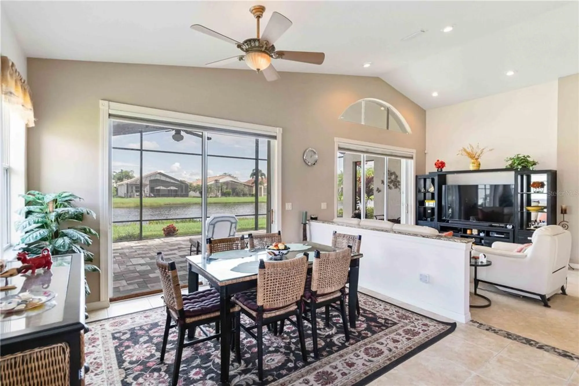 Property Slideshow image 7 of 31 | 4211 64th dr e unit e, Sarasota, FL, 34243
