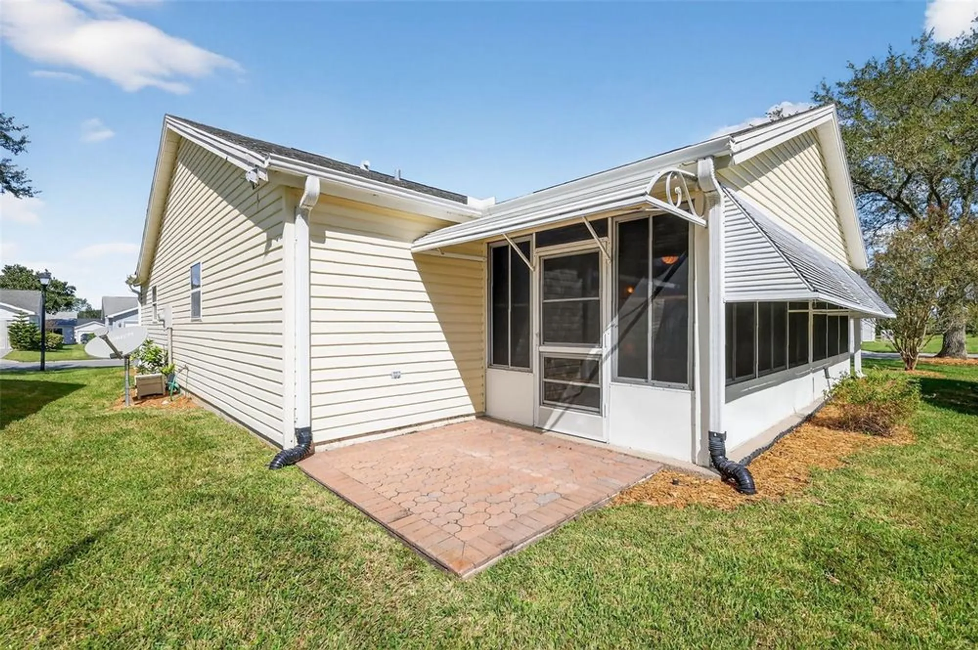 Property Slideshow image 32 of 36 | 1402 navarro ct, The Villages, FL, 32159