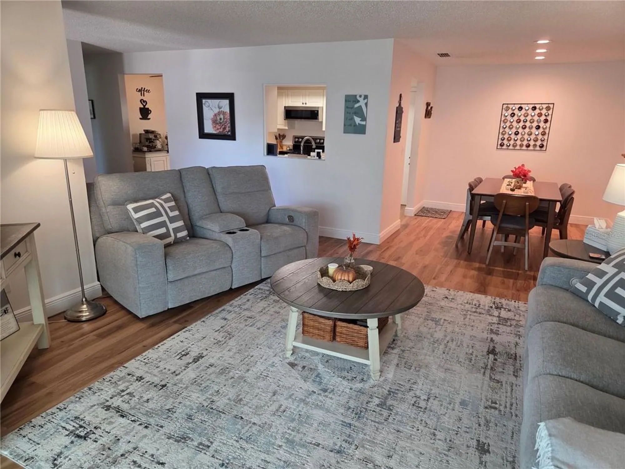 Property Slideshow image 6 of 43 | 1342 stonehaven ln, Dunedin, FL, 34698