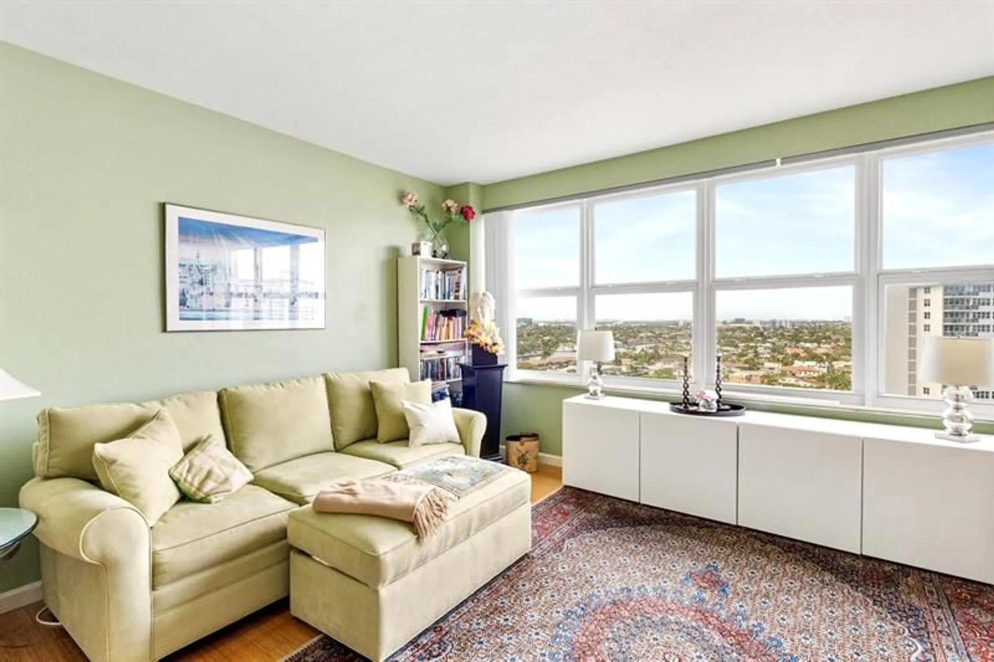 Property Slideshow image 16 of 27 | 3333 ne 34th st apt 1504, Fort Lauderdale, FL, 33308