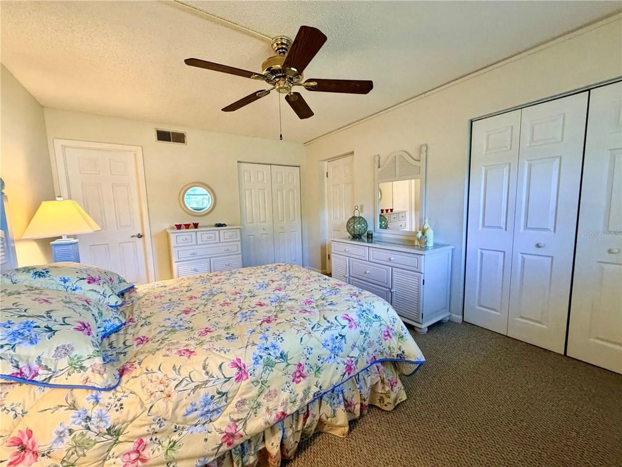 Property Slideshow image 24 of 30 | 851 maple ct 209, Dunedin, FL, 34698