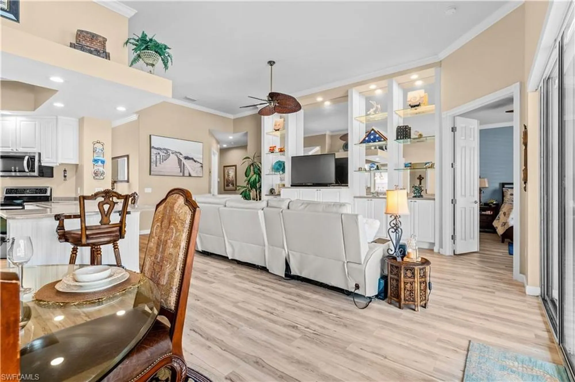 Property Slideshow image 12 of 43 | 28908 zamora ct, Bonita Springs, FL, 34135