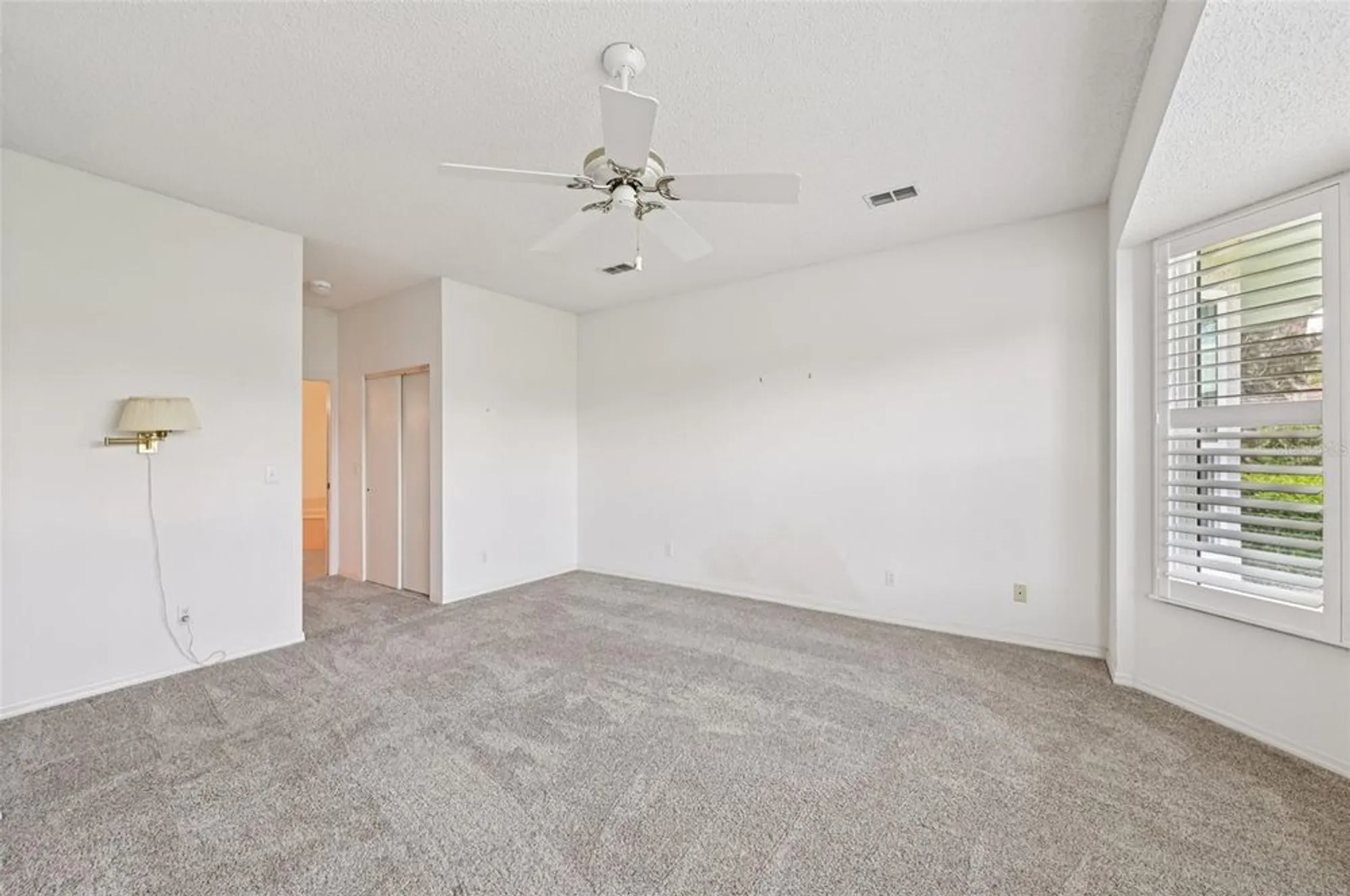 Property Slideshow image 16 of 67 | 1011 otter mill way, Sun City Center, FL, 33573