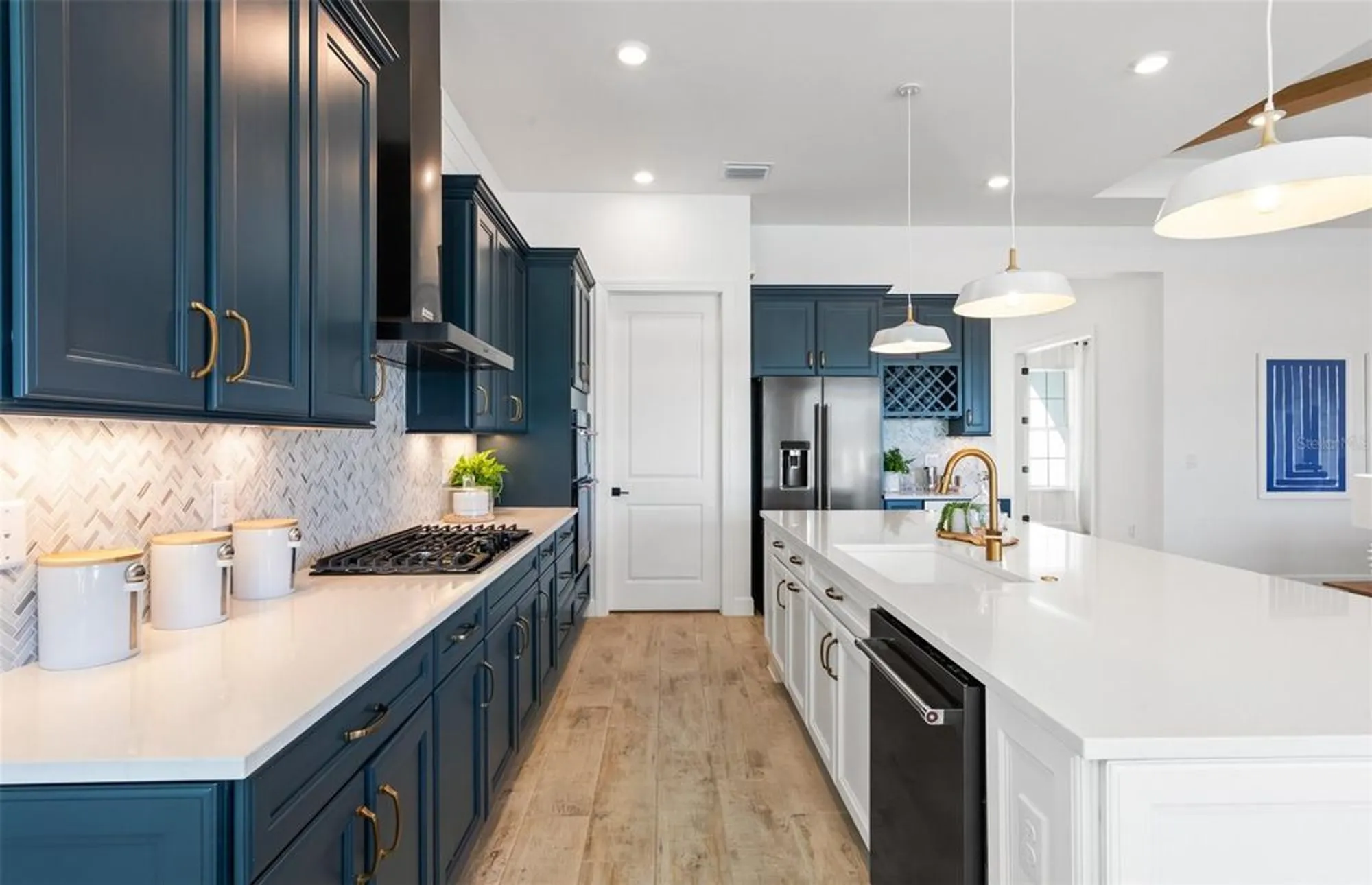 Property Slideshow image 6 of 28 | 26624 bering dr, Englewood, FL, 34223