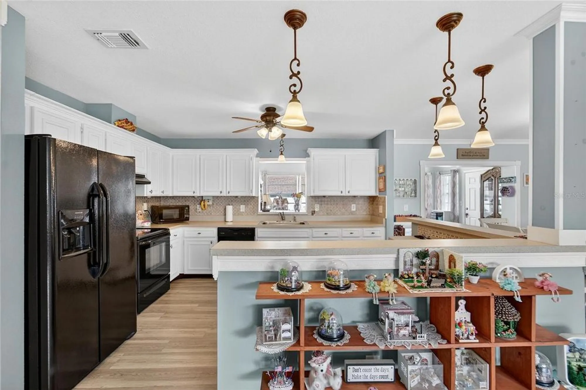 Property Slideshow image 10 of 63 | 645 fort duquesna dr, Sun City Center, FL, 33573