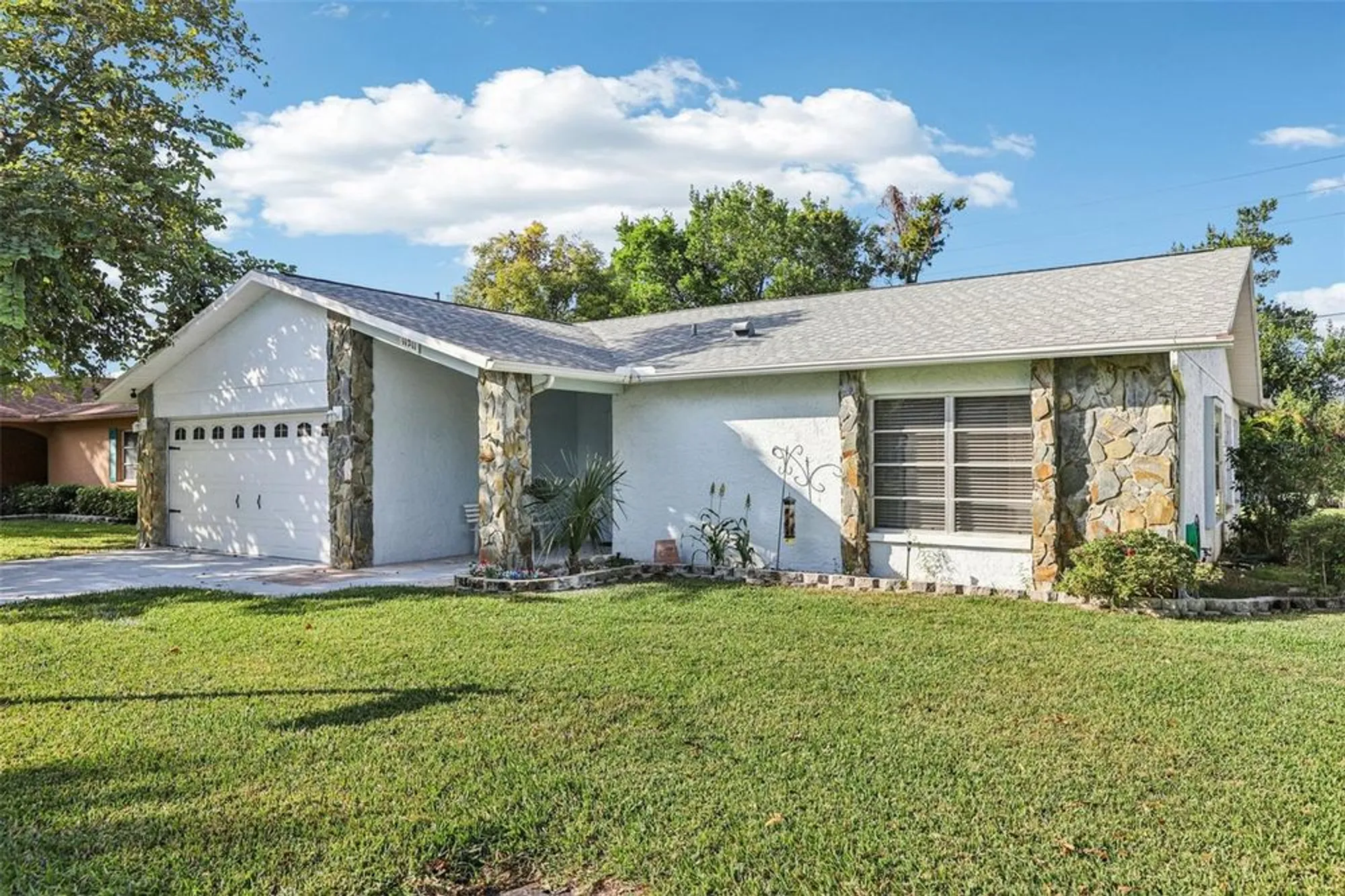 Property Slideshow image 2 of 23 | 11211 rollingwood dr, Port Richey, FL, 34668