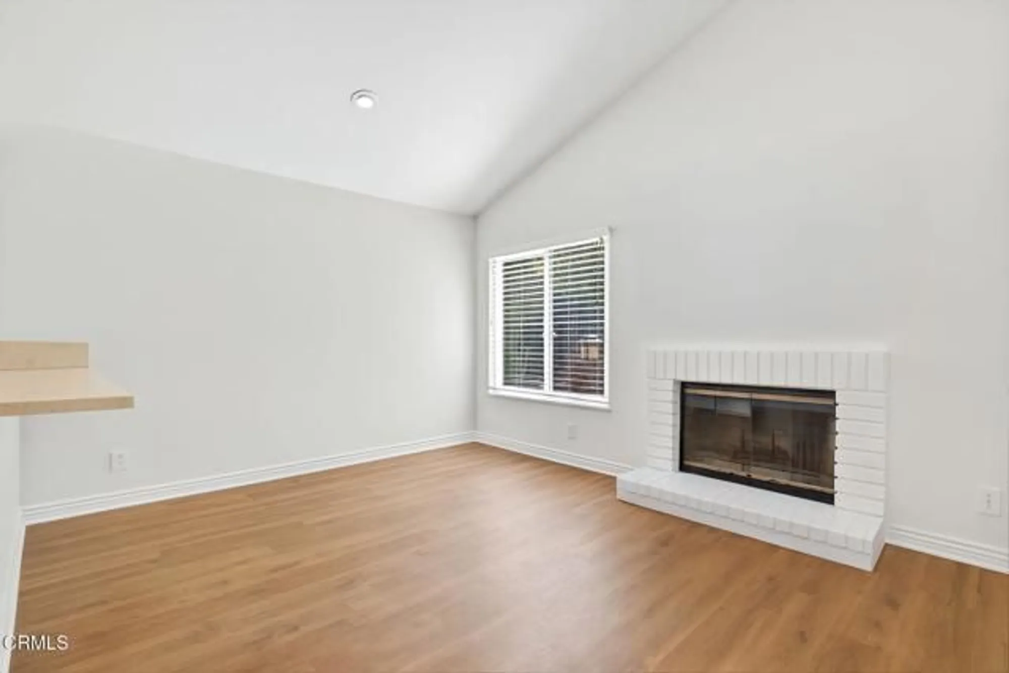 Property Slideshow image 20 of 61 | 6464 san como ln, Camarillo, CA, 93012